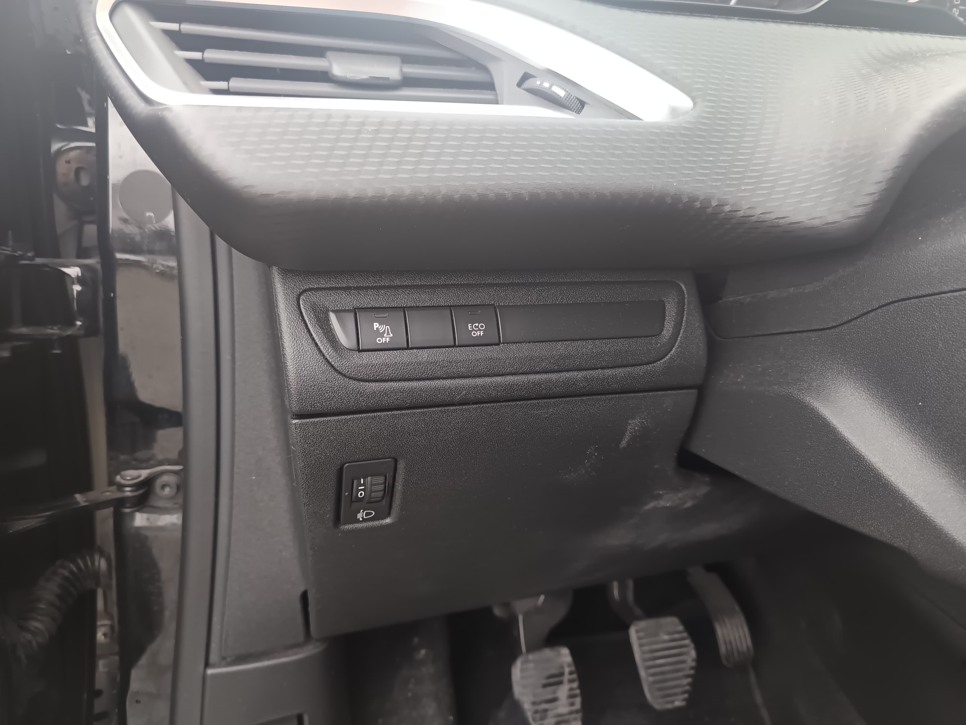 Peugeot 2008 · Ano 2019 — imagem 43