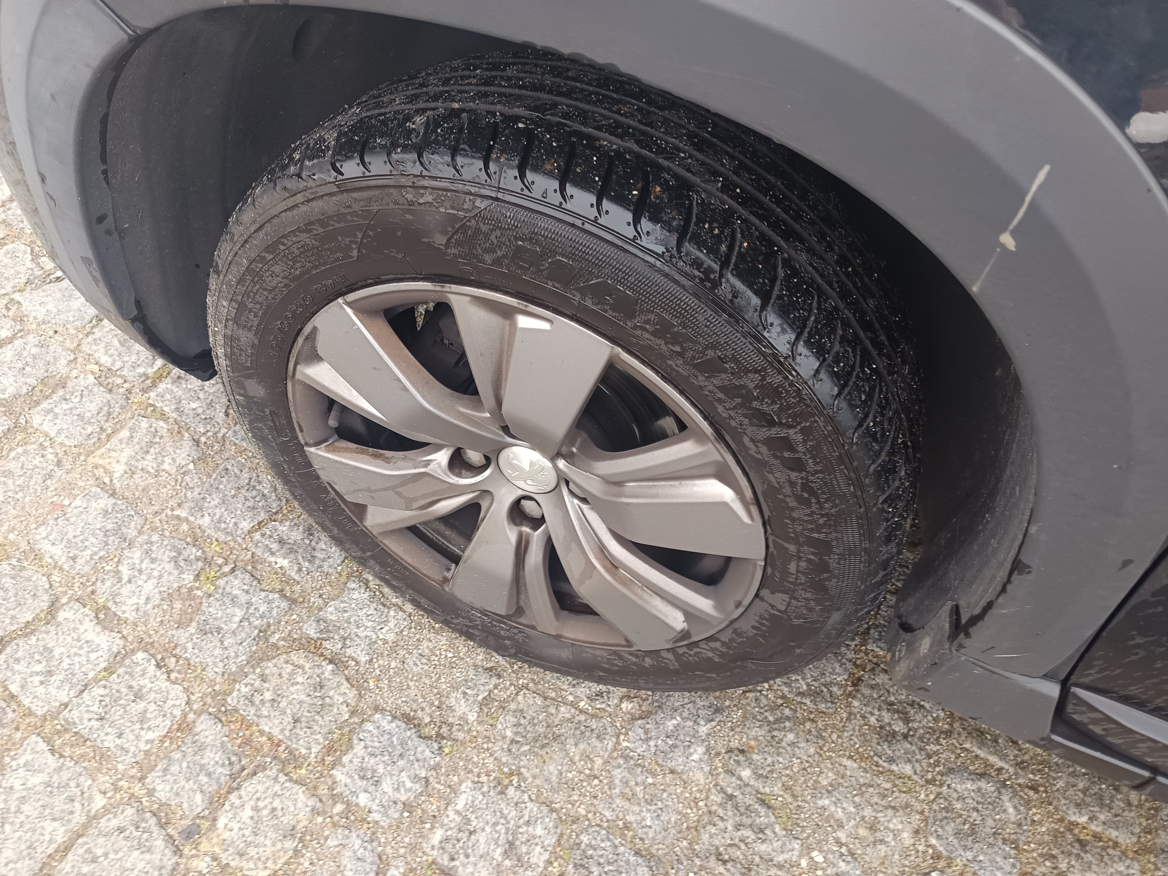 Peugeot 2008 · Ano 2019 — imagem 14
