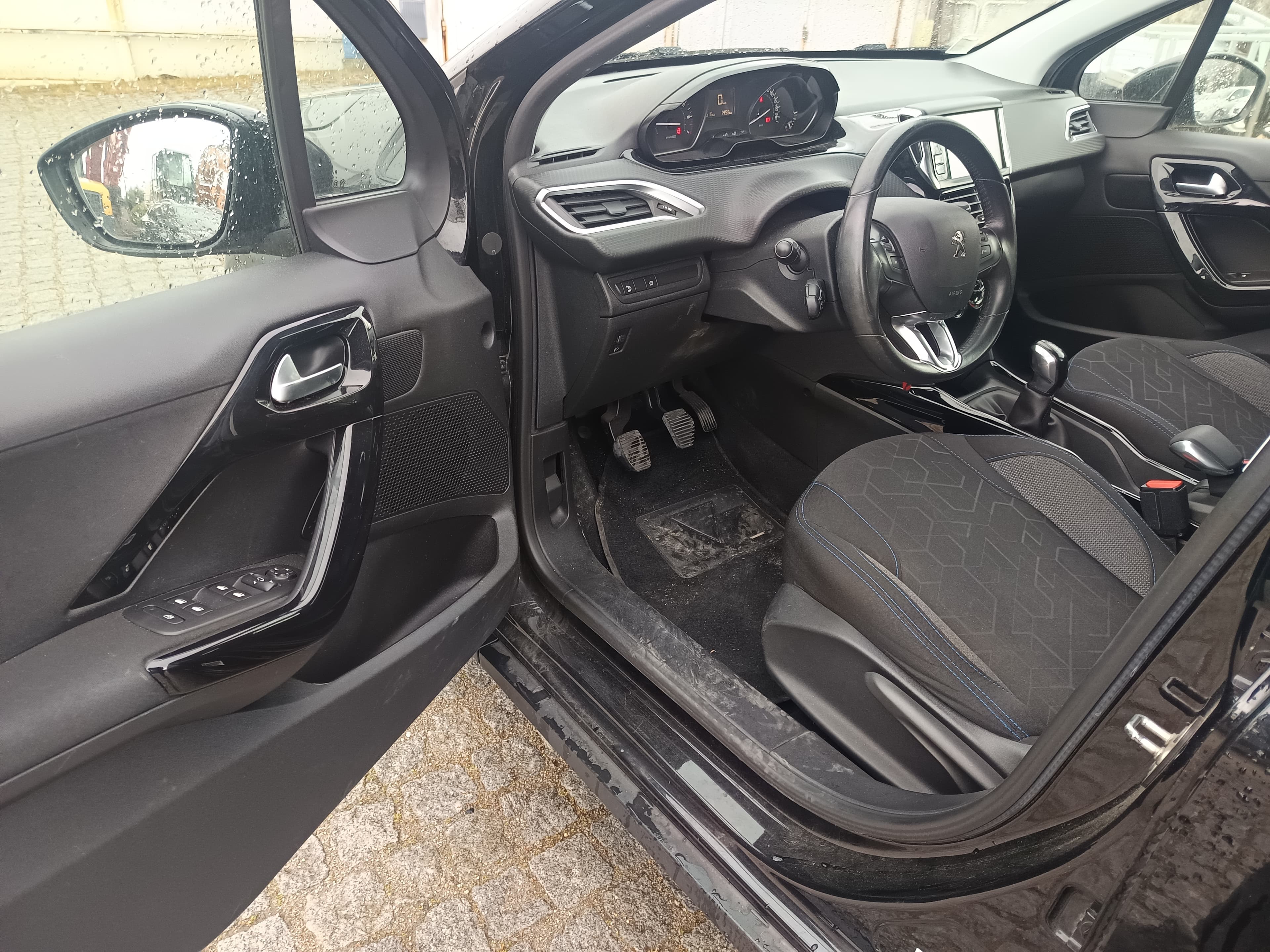 Peugeot 2008 · Ano 2019 — imagem 29