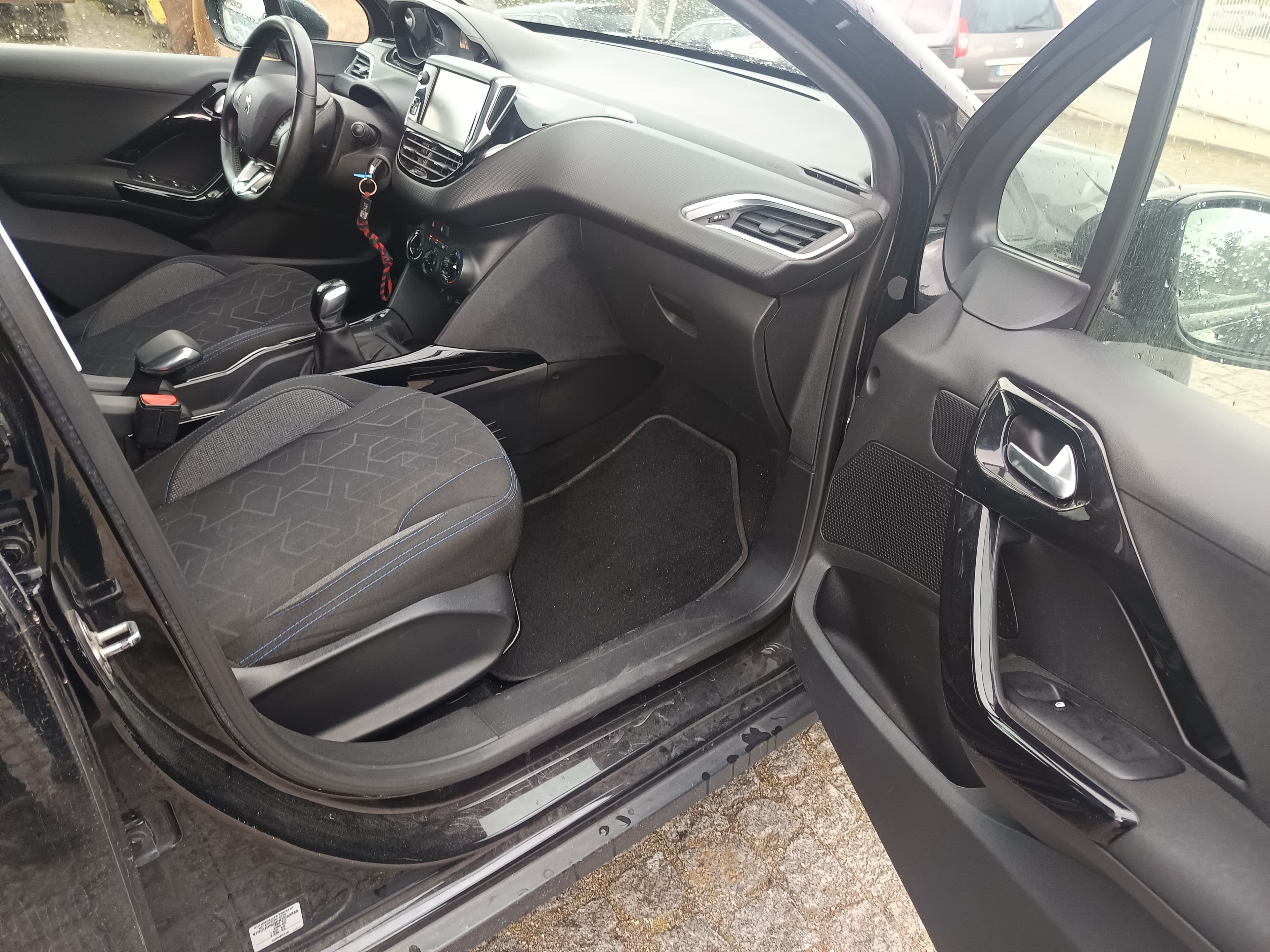 Peugeot 2008 · Ano 2019 — imagem 25