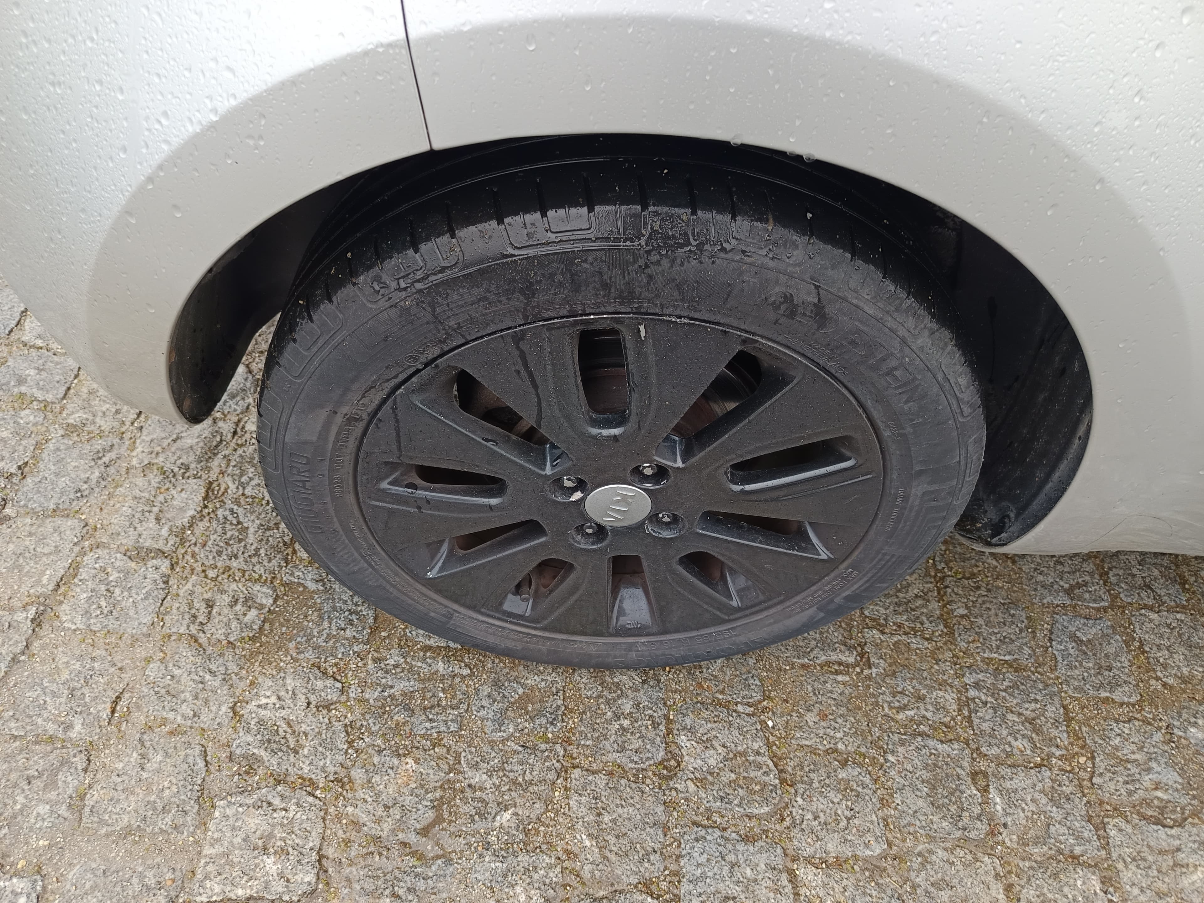 Kia Rio · Ano 2012 — imagem 9