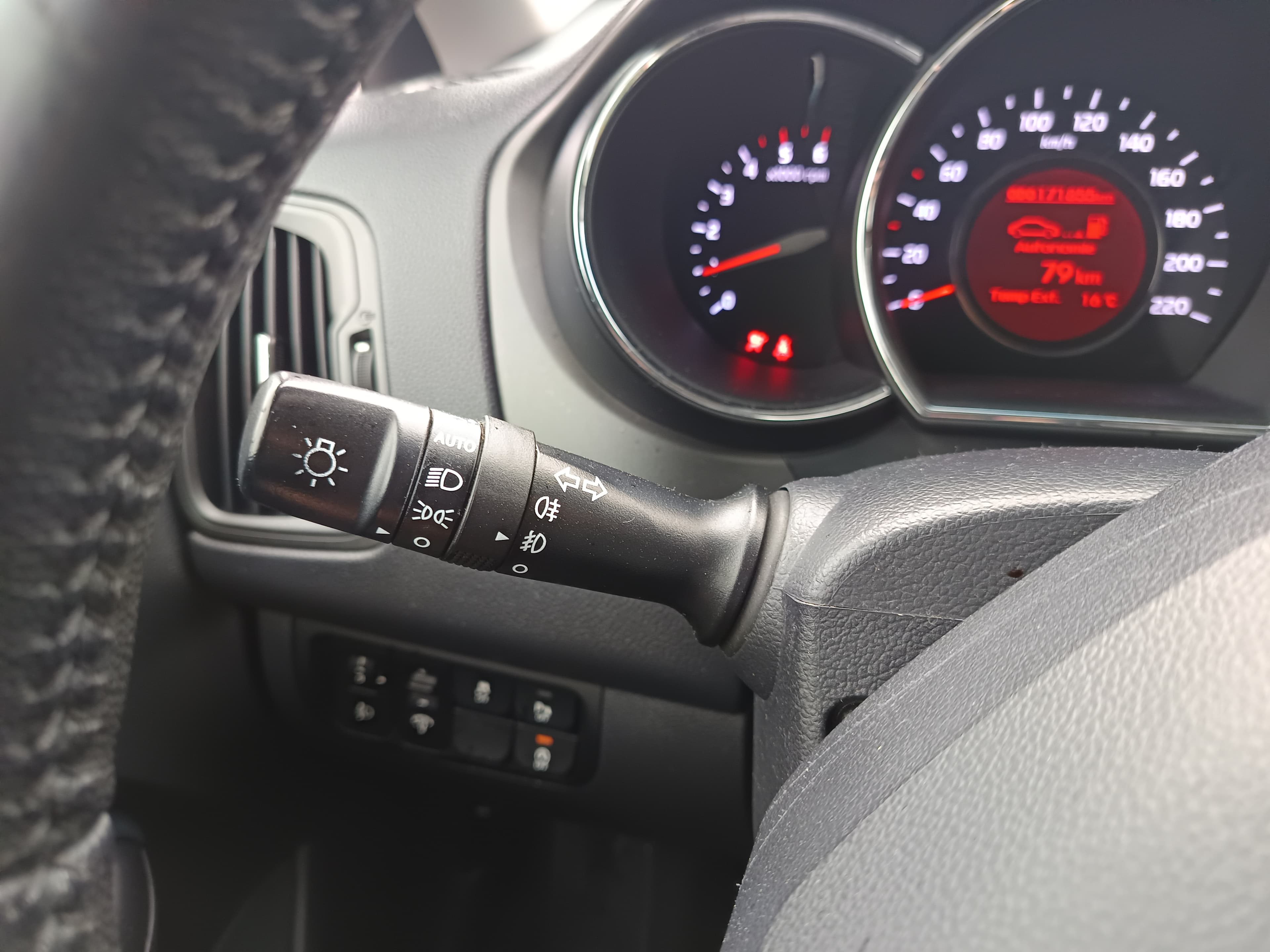 Kia Rio · Ano 2012 — imagem 38