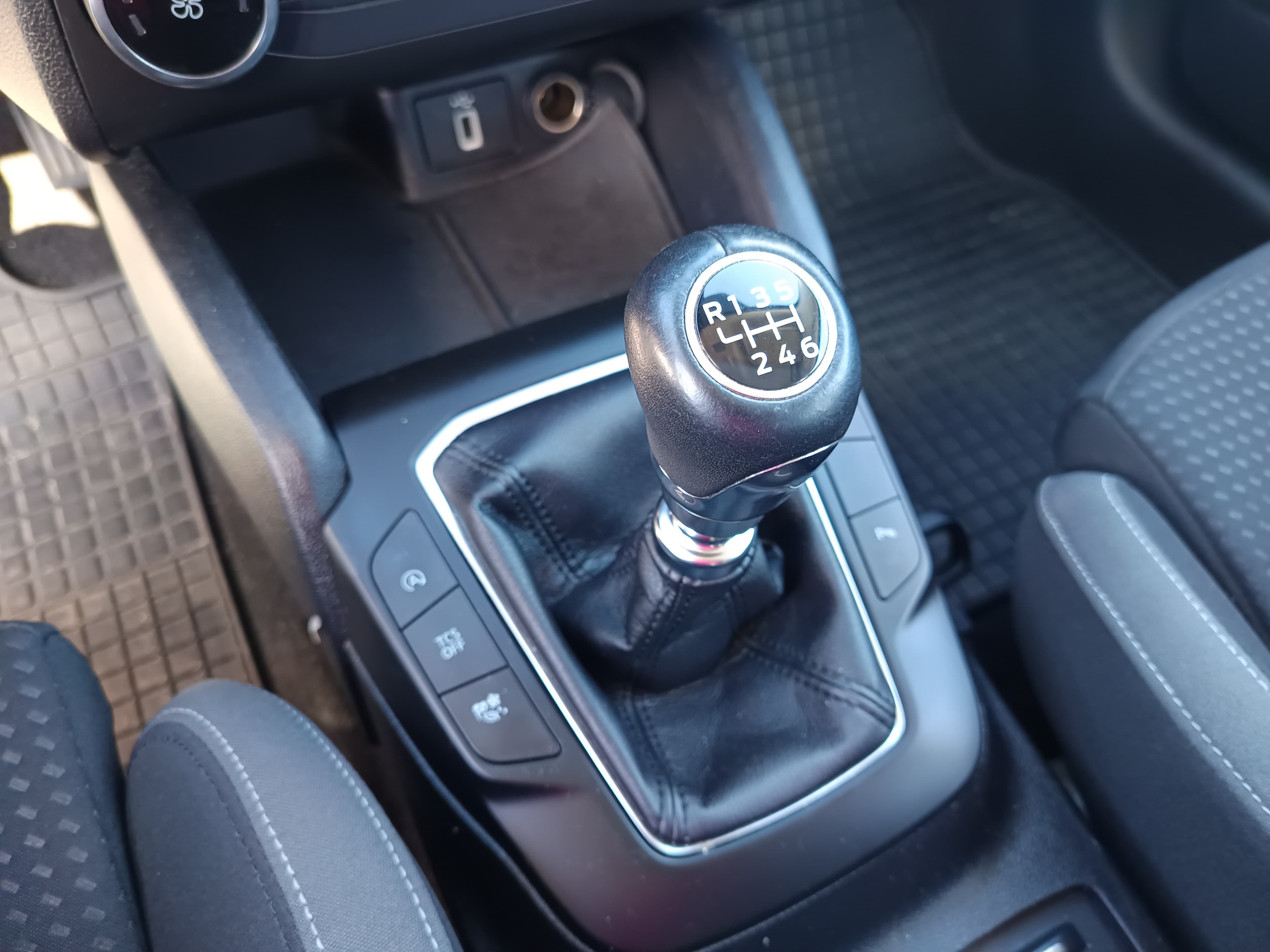 Ford Focus · Ano 2019 — image 39