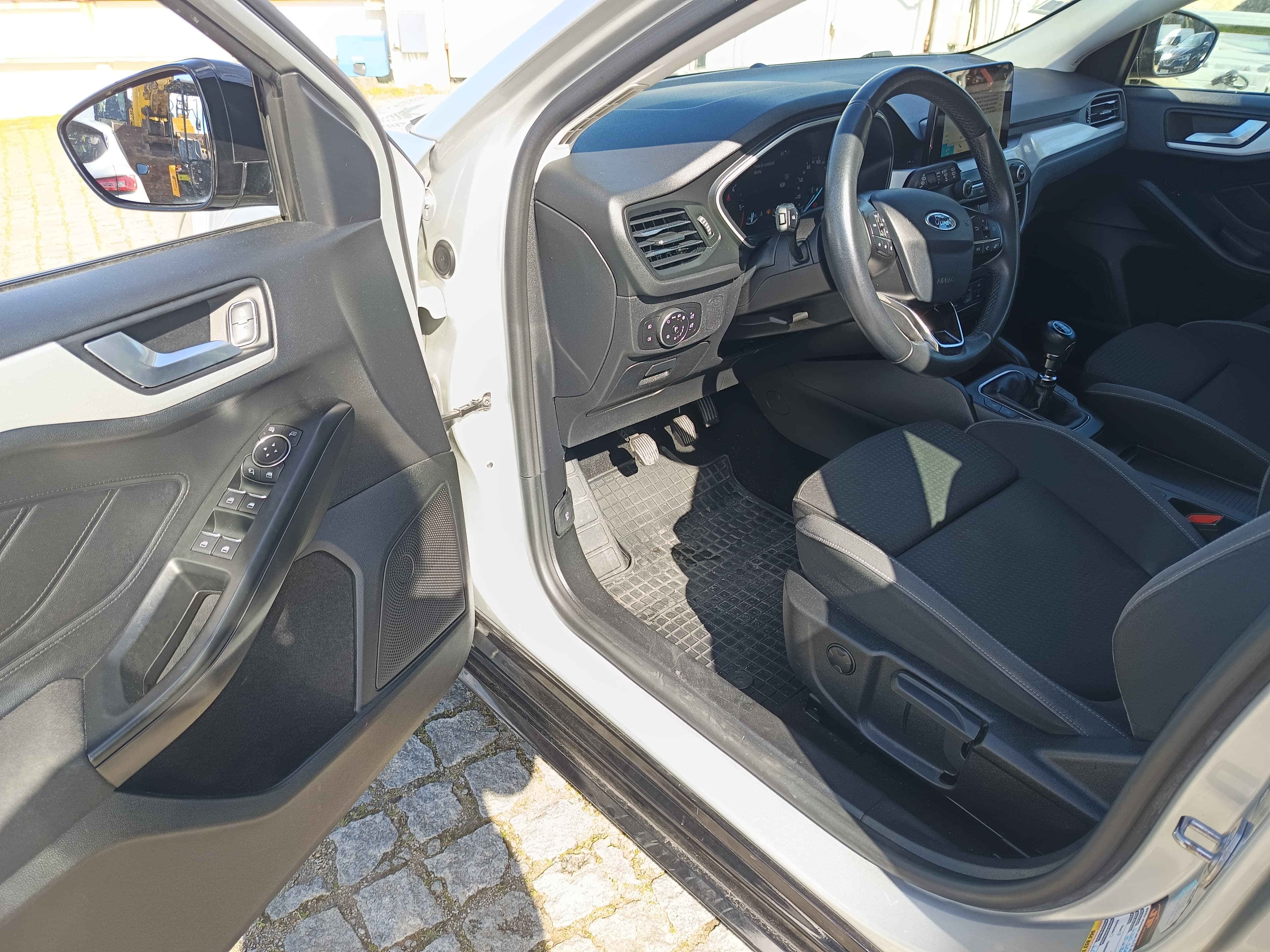 Ford Focus · Ano 2019 — image 30