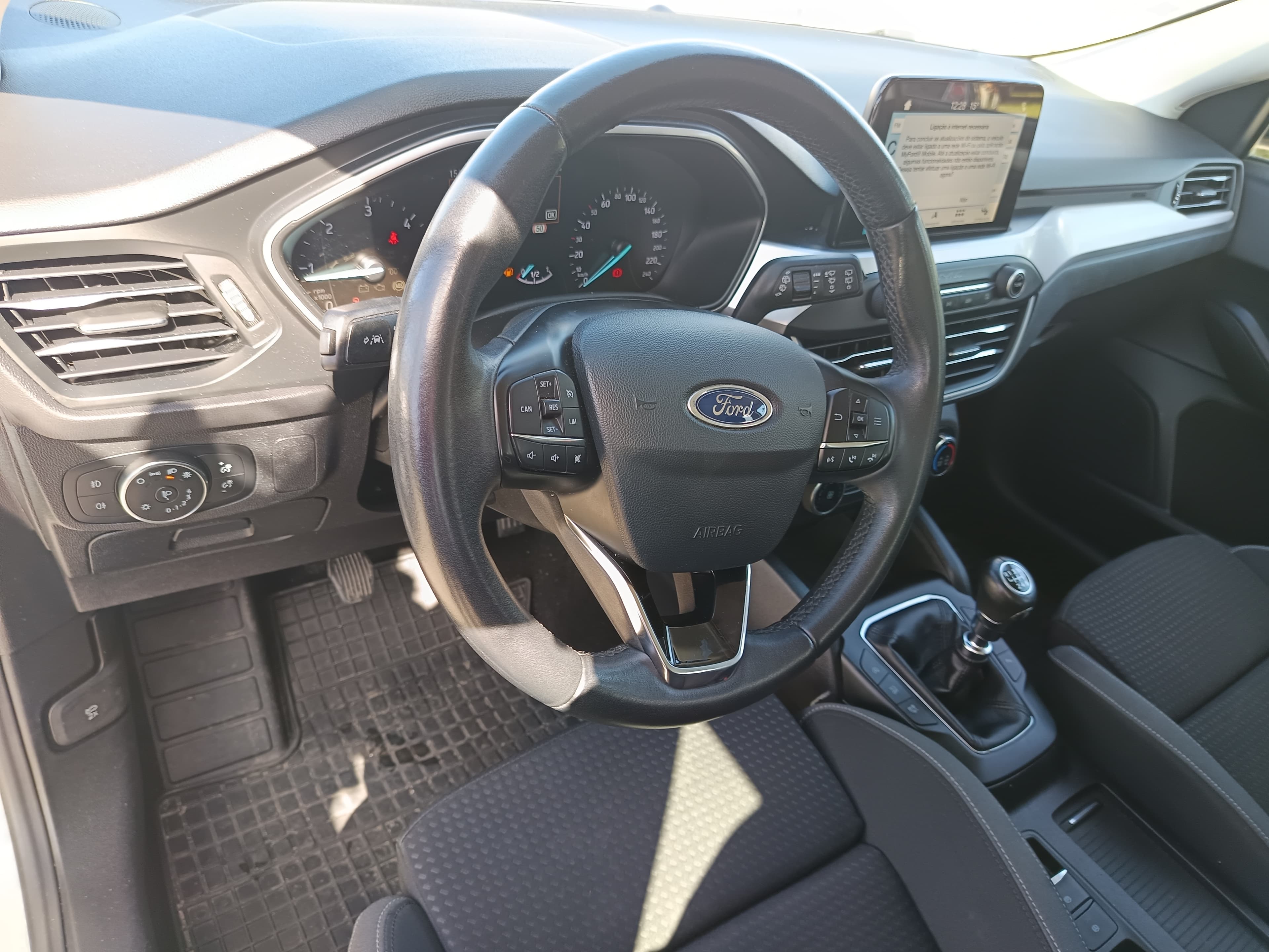 Ford Focus · Ano 2019 — image 34