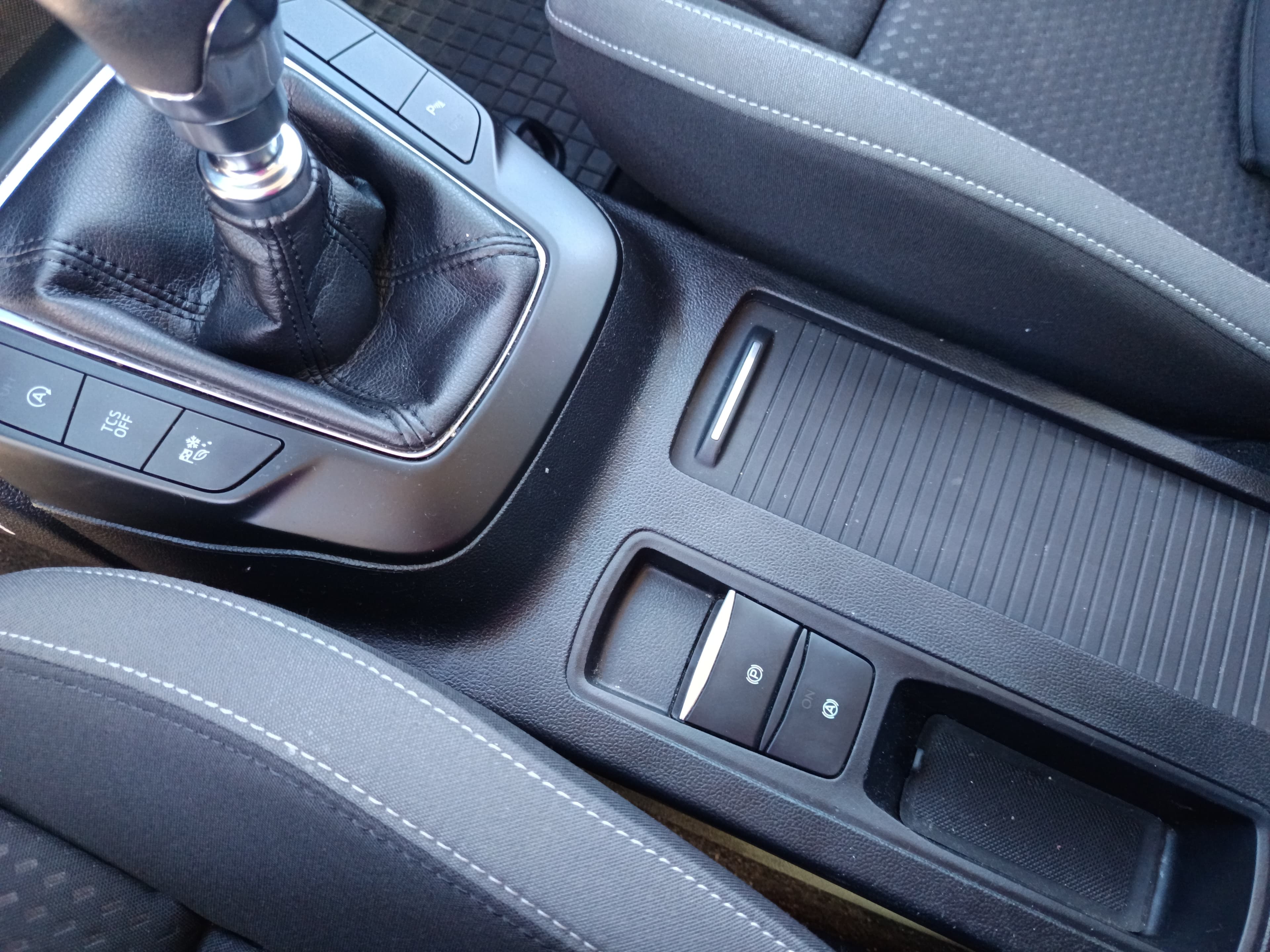Ford Focus · Ano 2019 — image 40