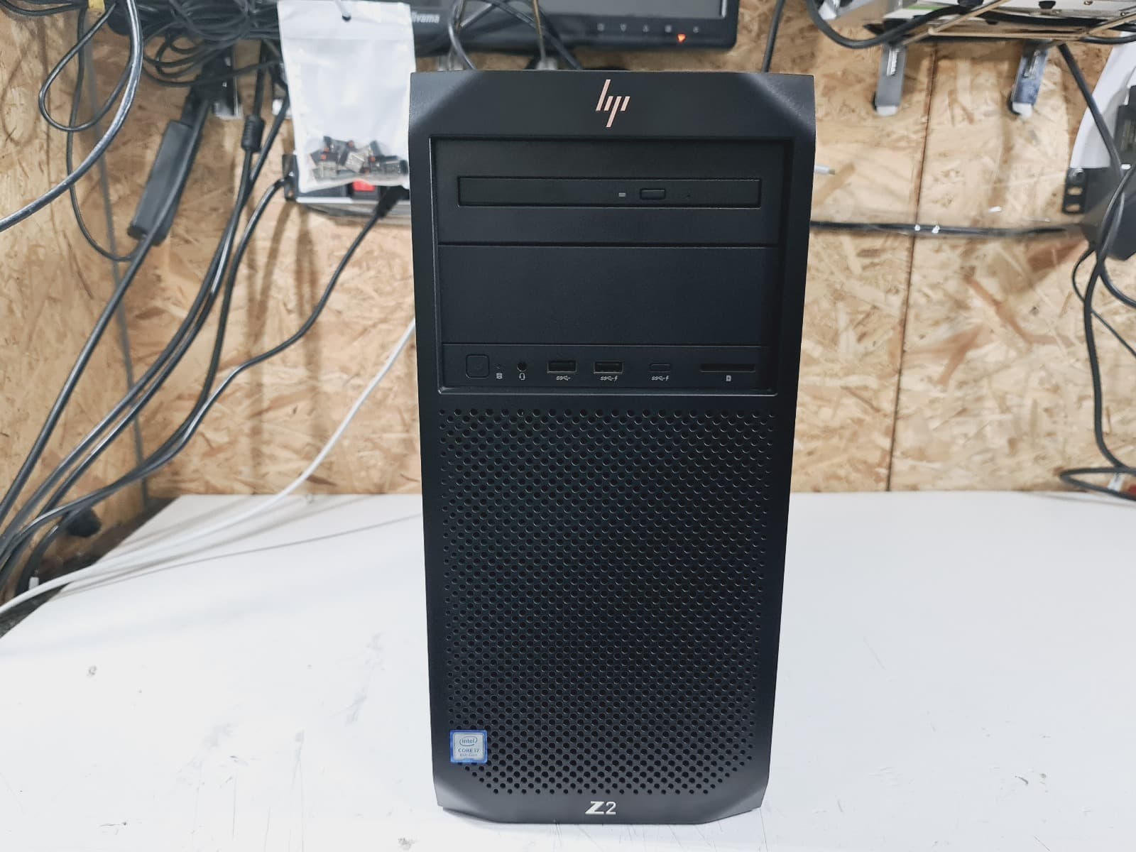 Computador HP Z2 TWR G4 Workstation — image 1