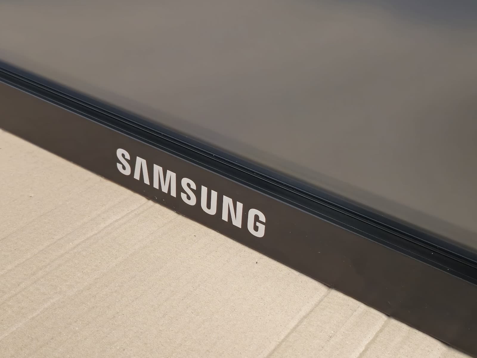 Samsung Monitor — image 6