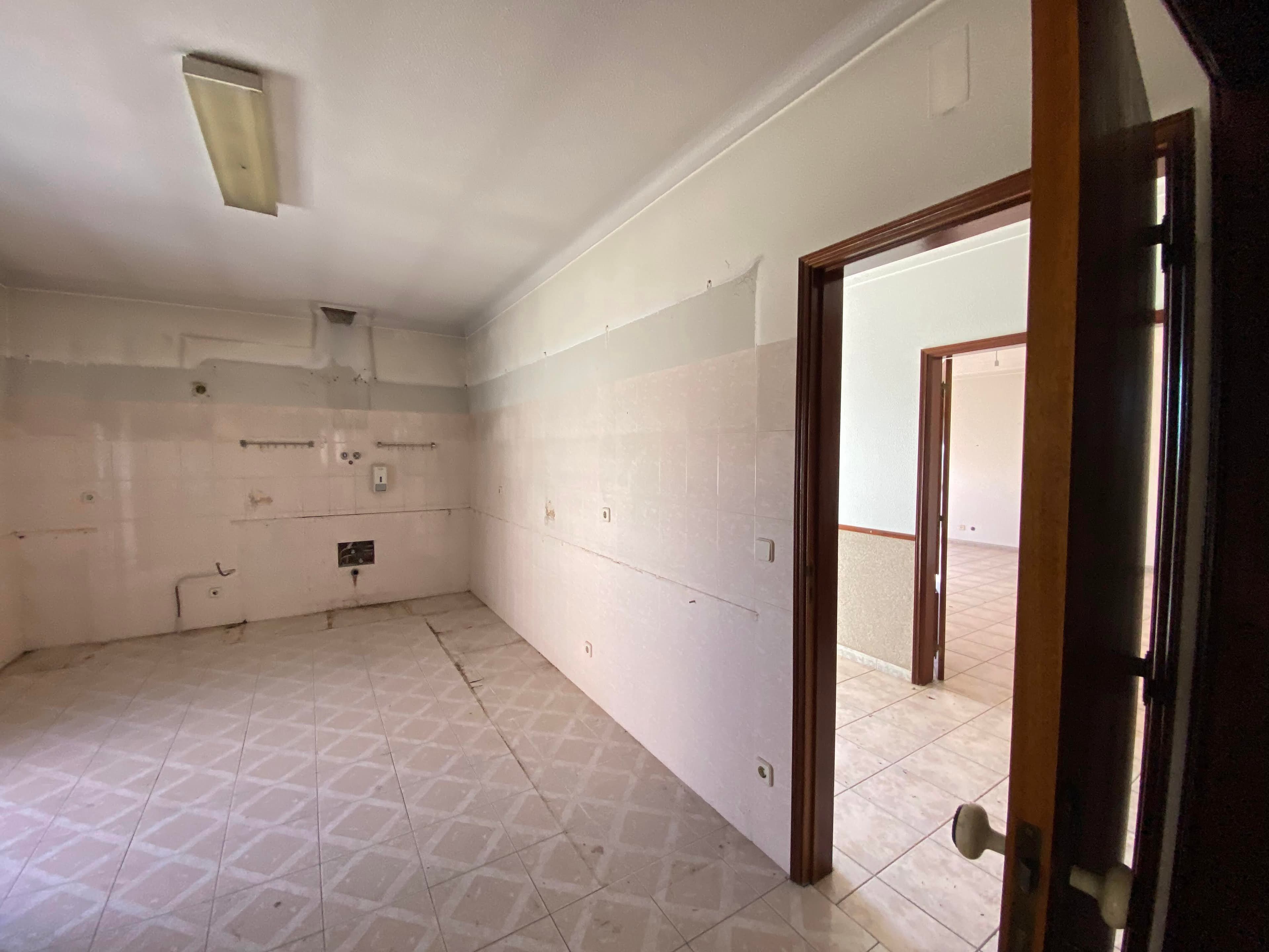 Moradia V3 · Nogueira do Cravo, Oliveira do Hospital — image 8