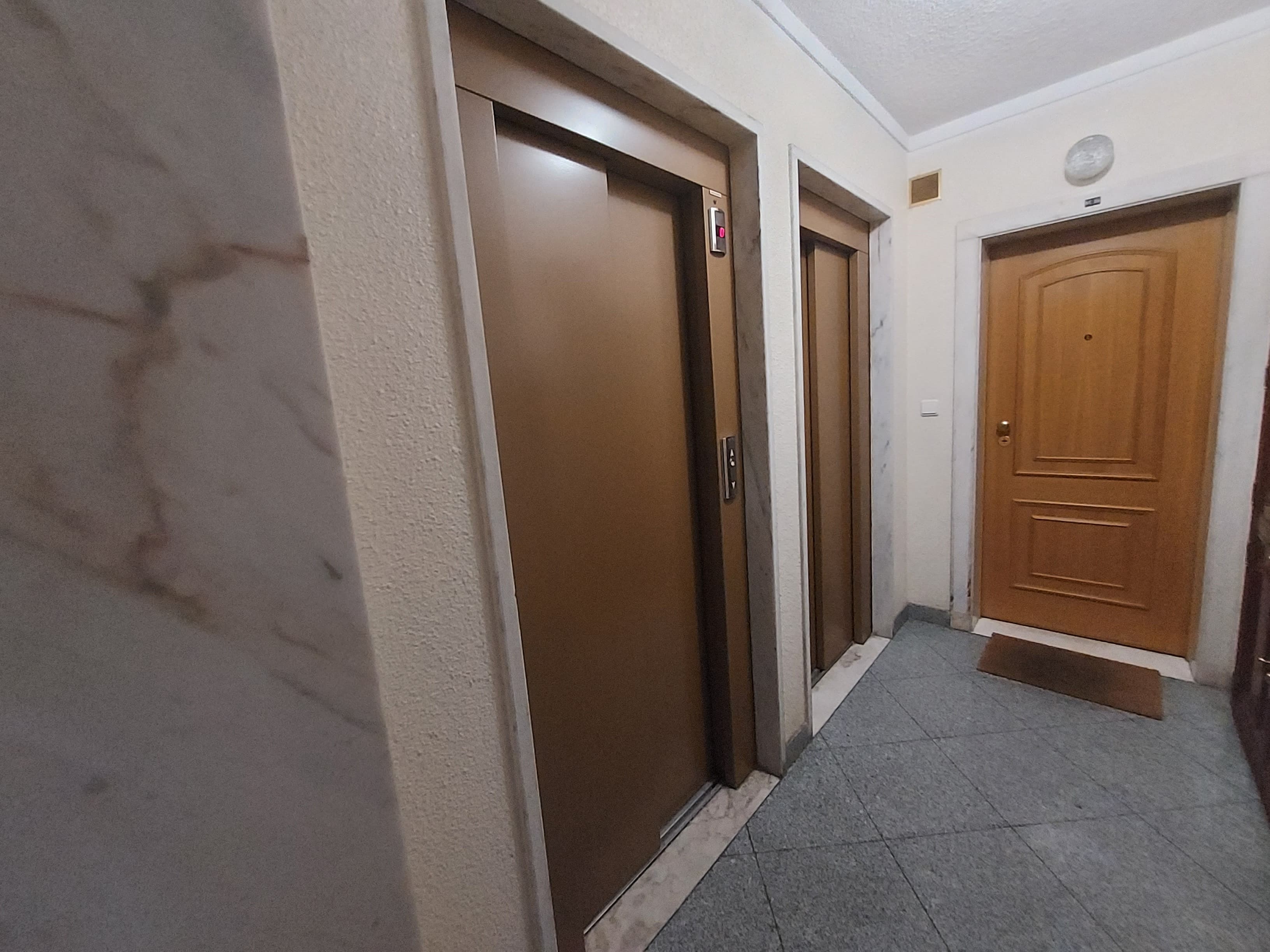 Proporção de 1/2 de Apartamento T3 · Sintra — imagem 4