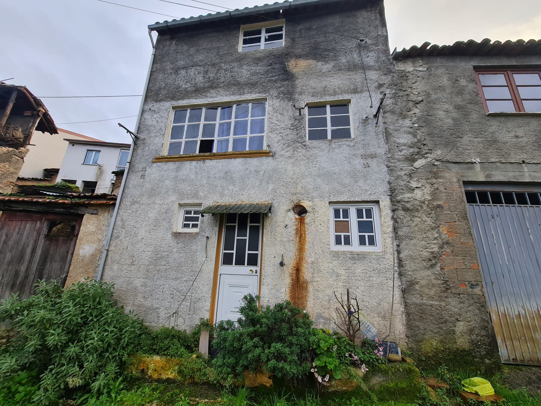 Moradia V1 · Arganil, Coimbra — image 1
