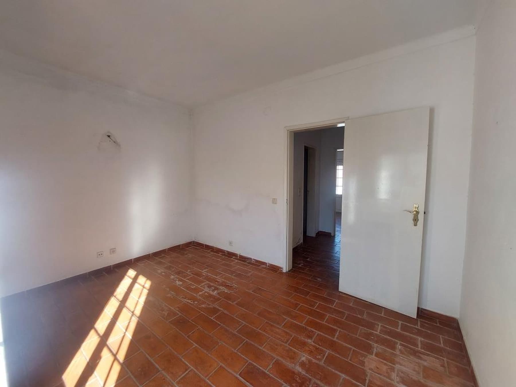Moradia V3 para Reabilitação · Ferreira do Alentejo, Beja — imagem 5