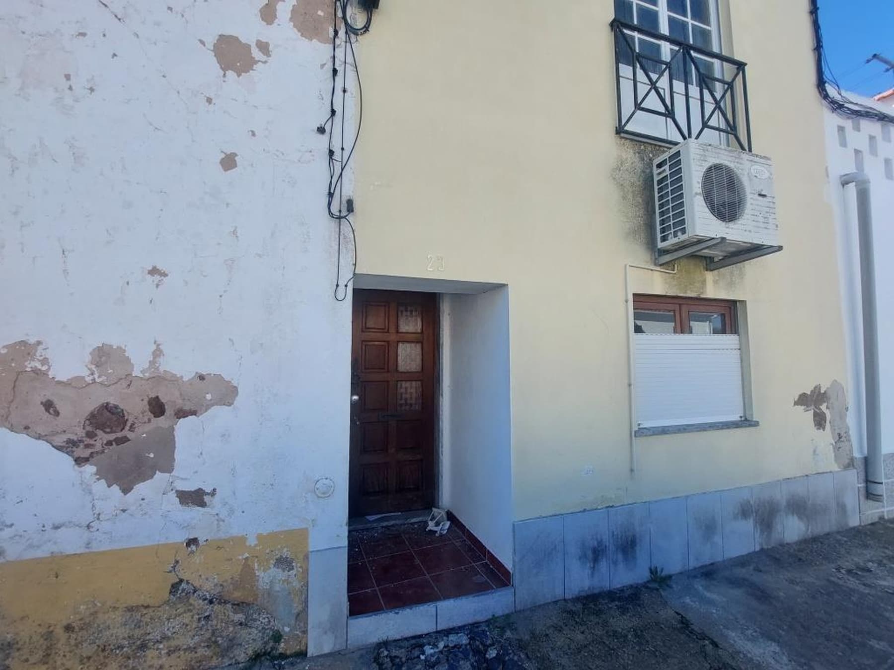 Moradia V3 para Reabilitação · Ferreira do Alentejo, Beja — imagem 2