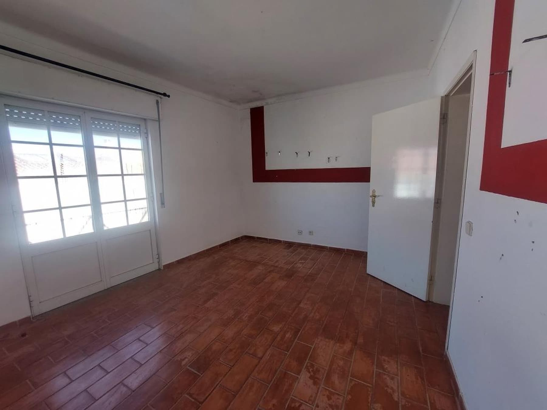 Moradia V3 para Reabilitação · Ferreira do Alentejo, Beja — imagem 6