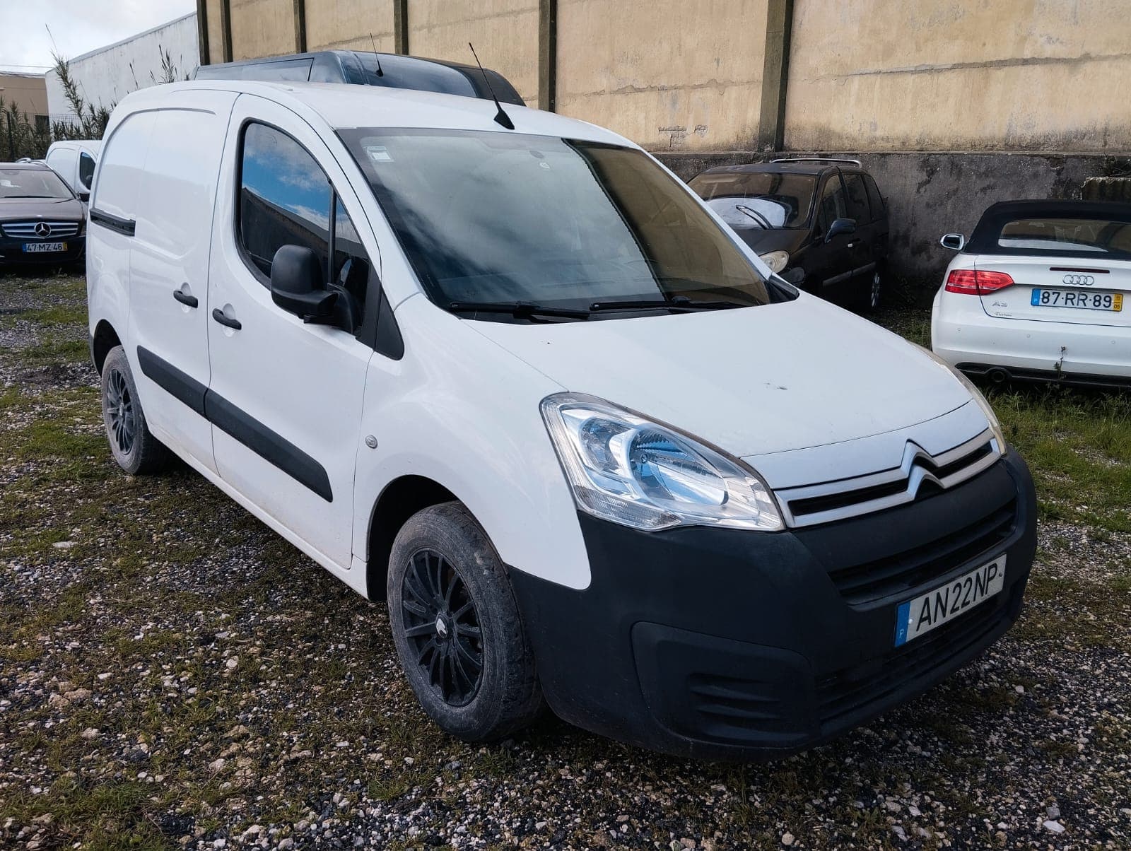 Citroën Berlingo Van · Ano 2017 — image 1