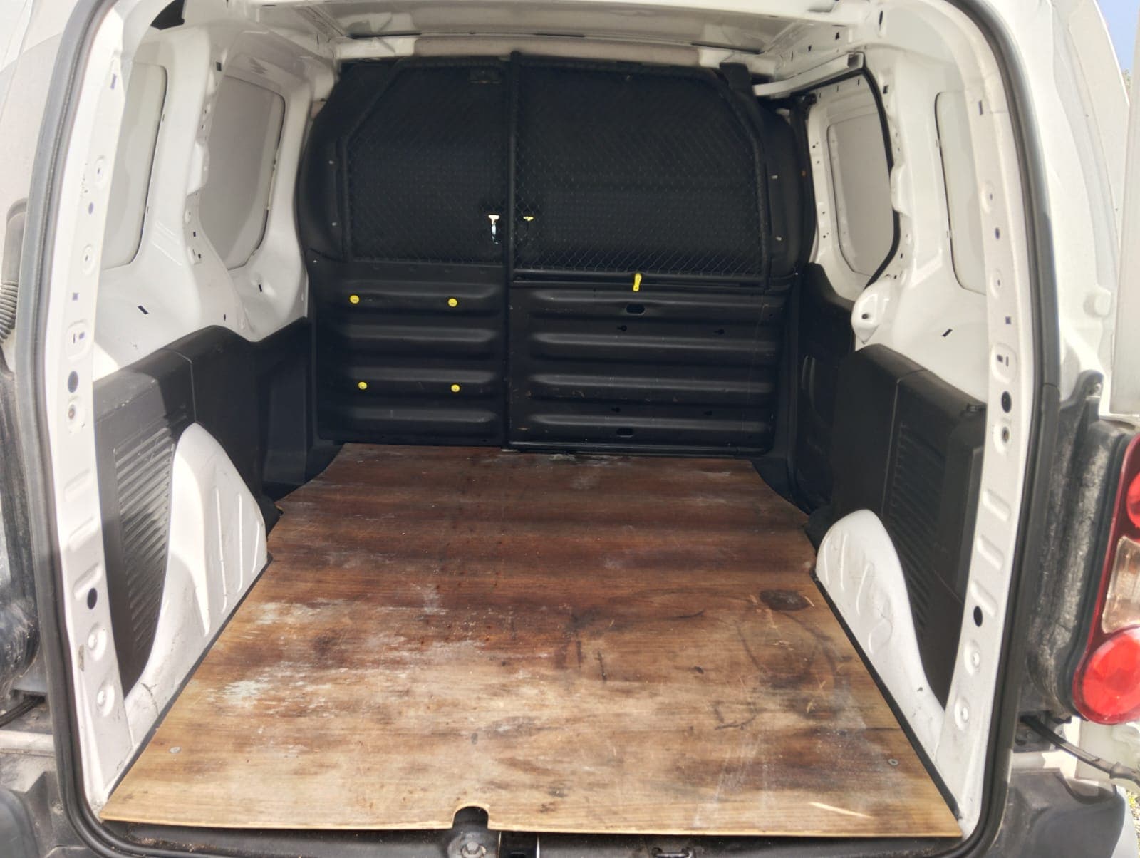 Citroën Berlingo Van · Ano 2017 — image 9