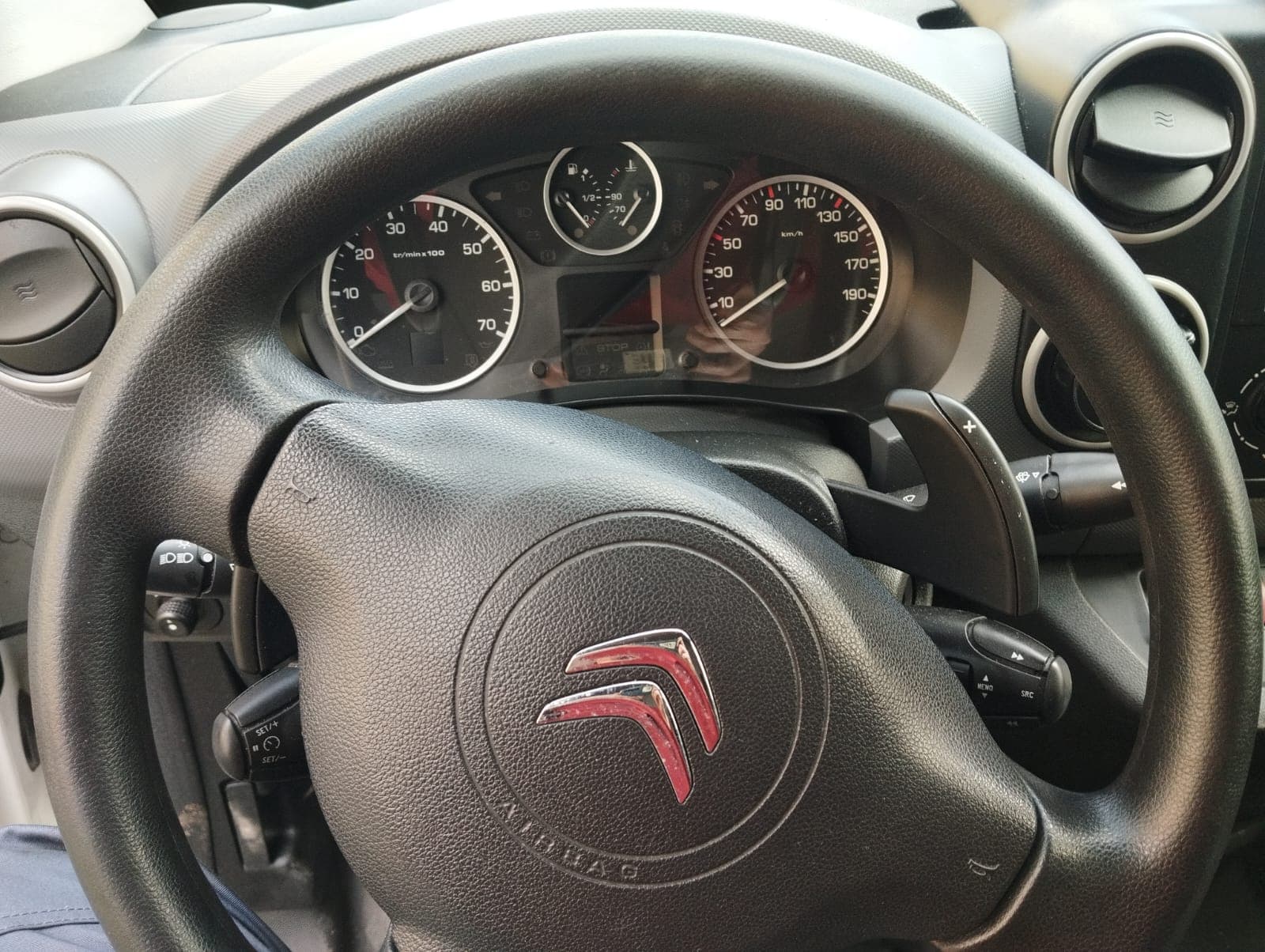 Citroën Berlingo Van · Ano 2017 — image 13