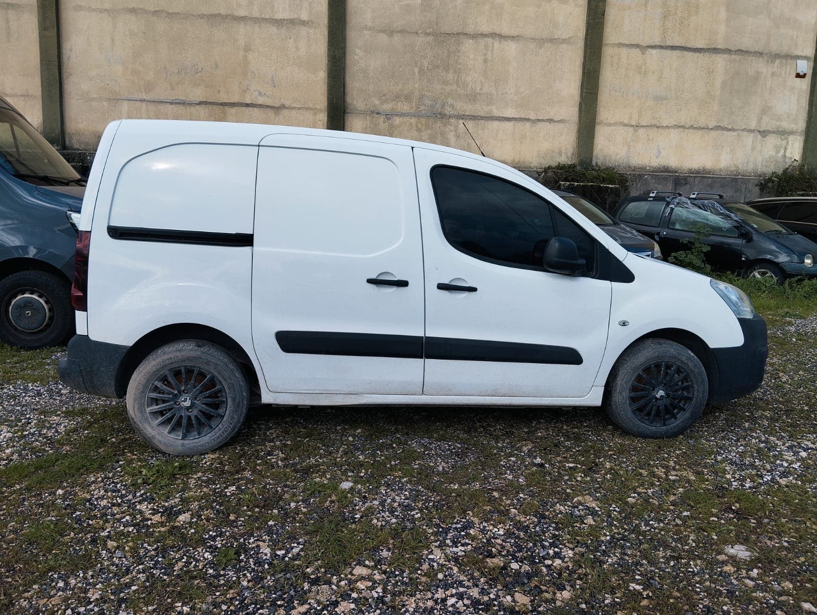 Citroën Berlingo Van · Ano 2017 — image 4