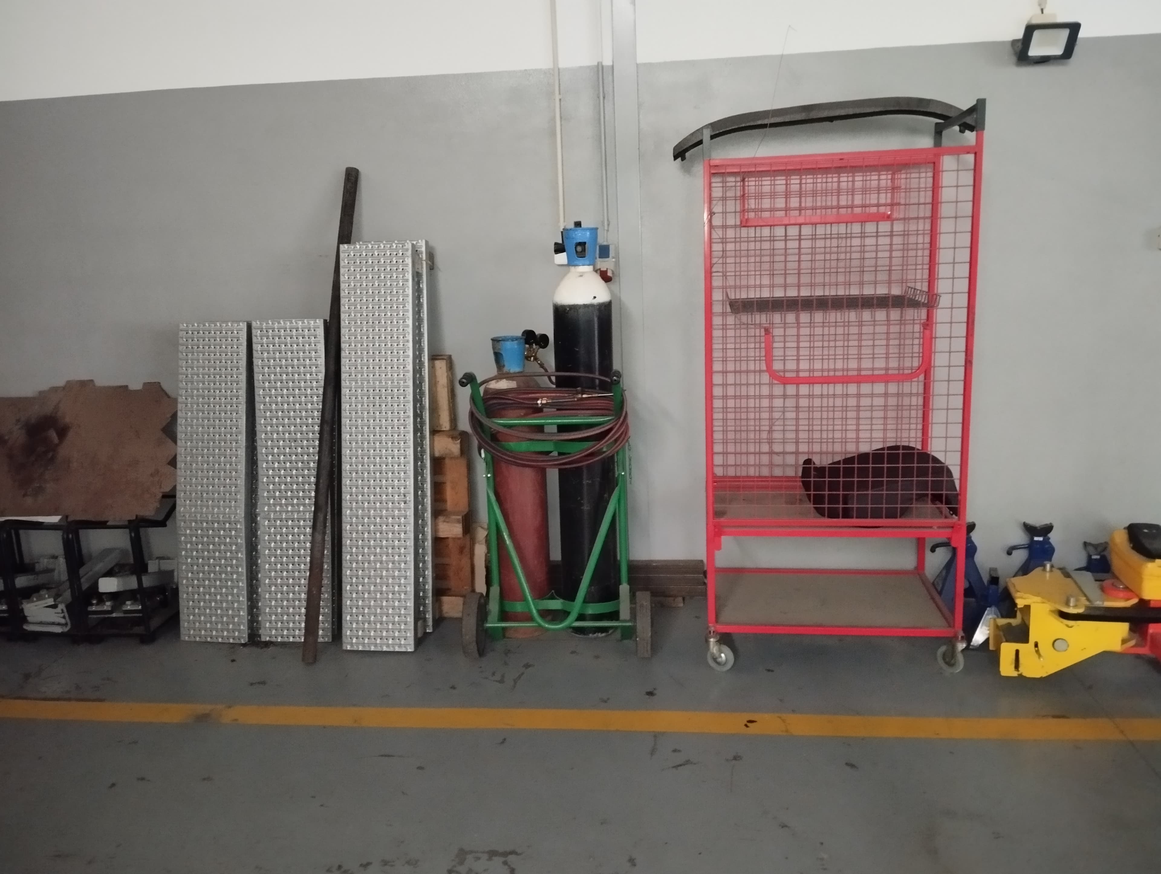 Equipamentos para a Indústria Automóvel — imagem 110