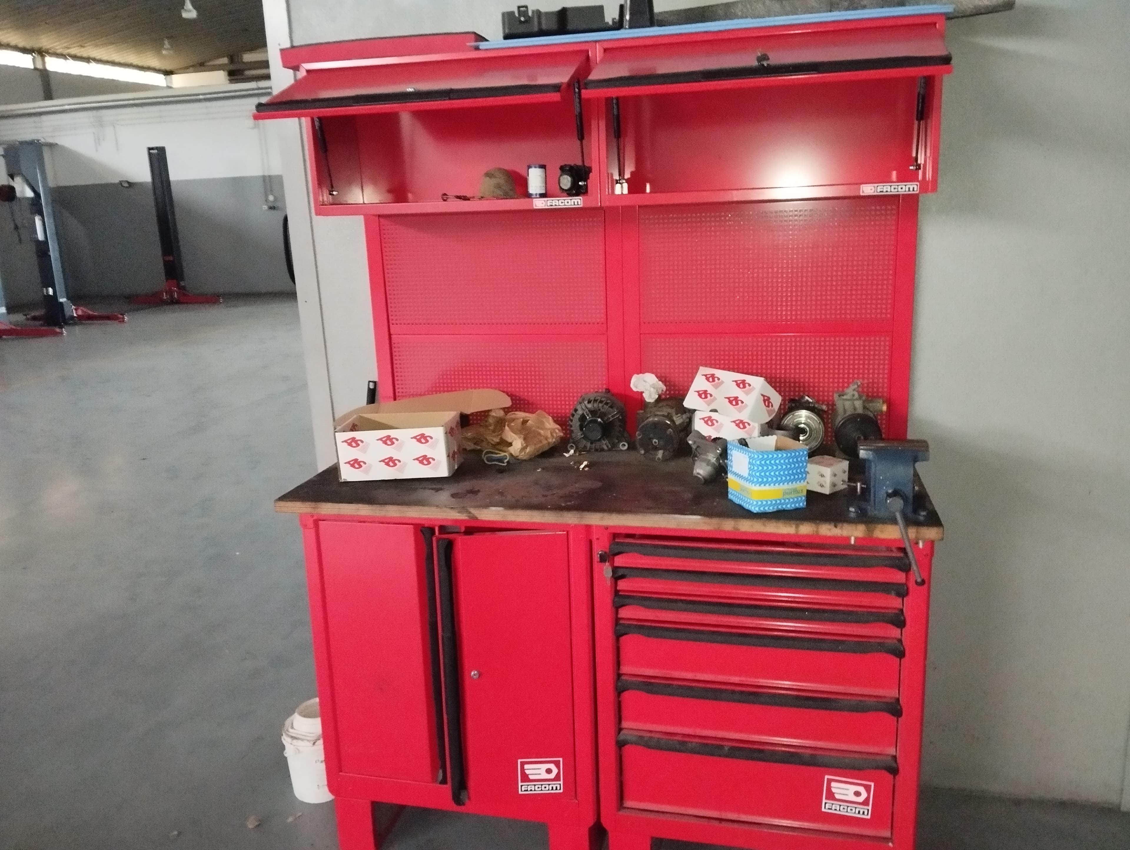 Equipamentos para a Indústria Automóvel — imagem 66