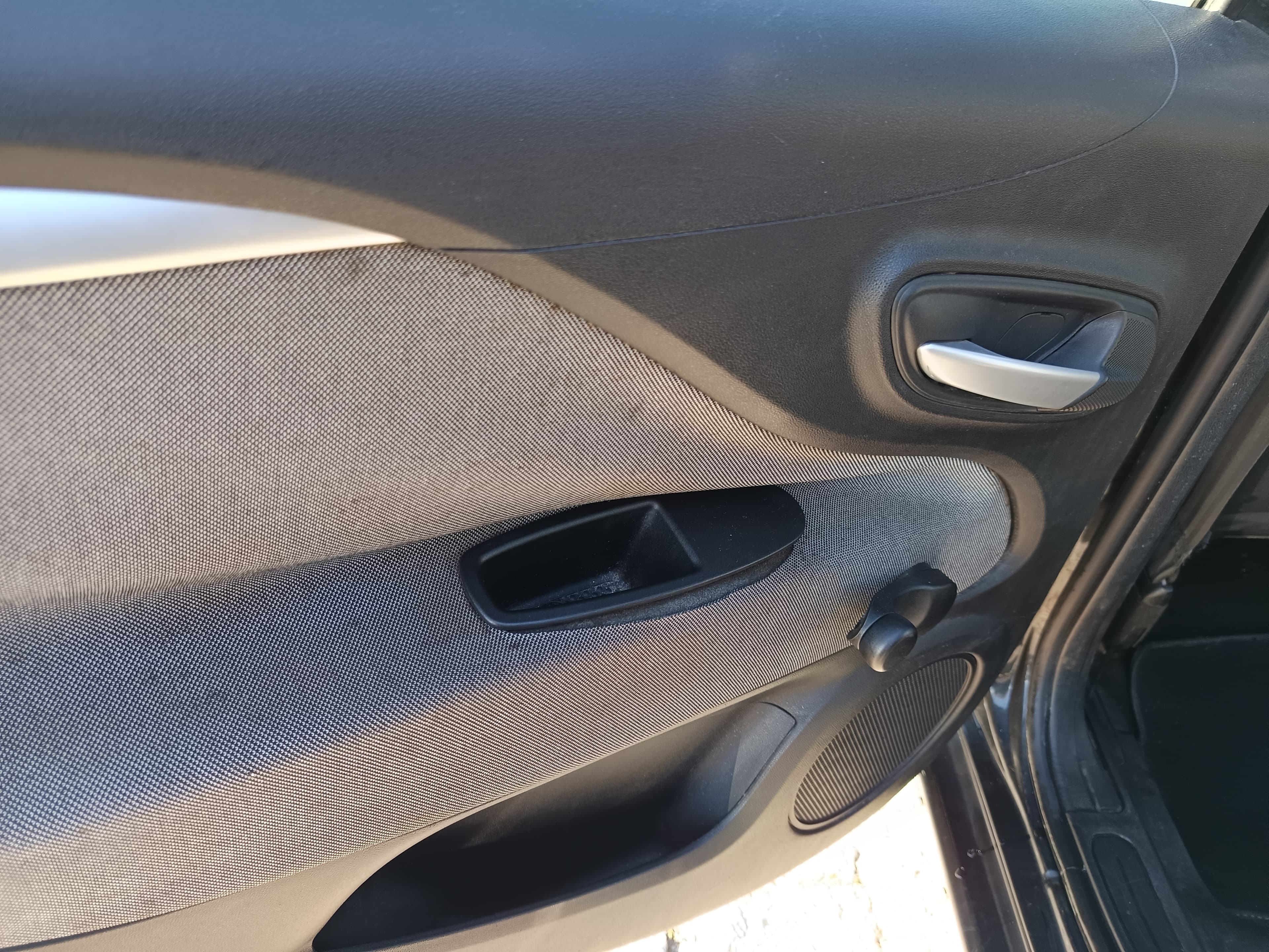 Fiat Punto · Ano 2010 — imagem 32