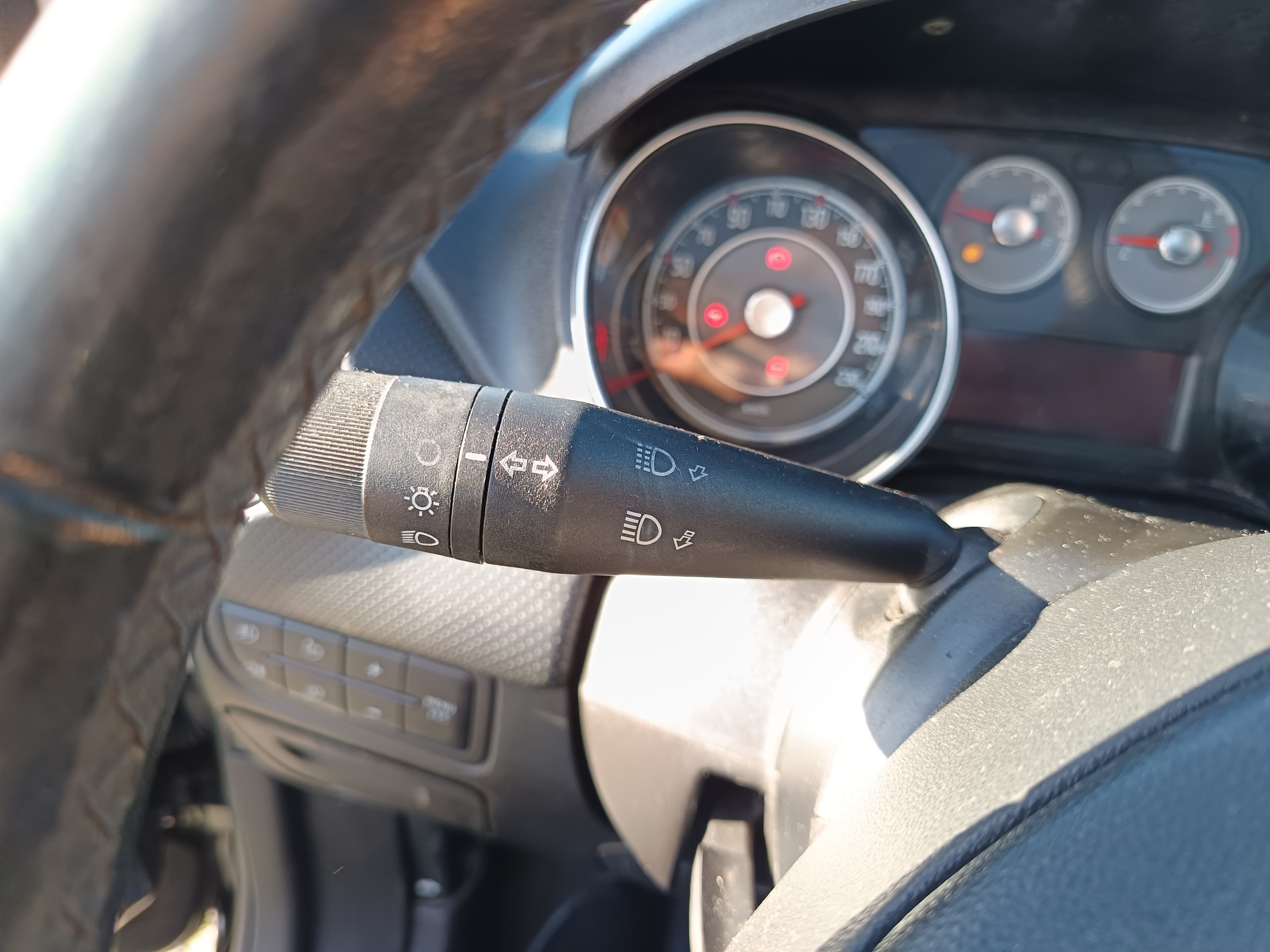 Fiat Punto · Ano 2010 — imagem 47