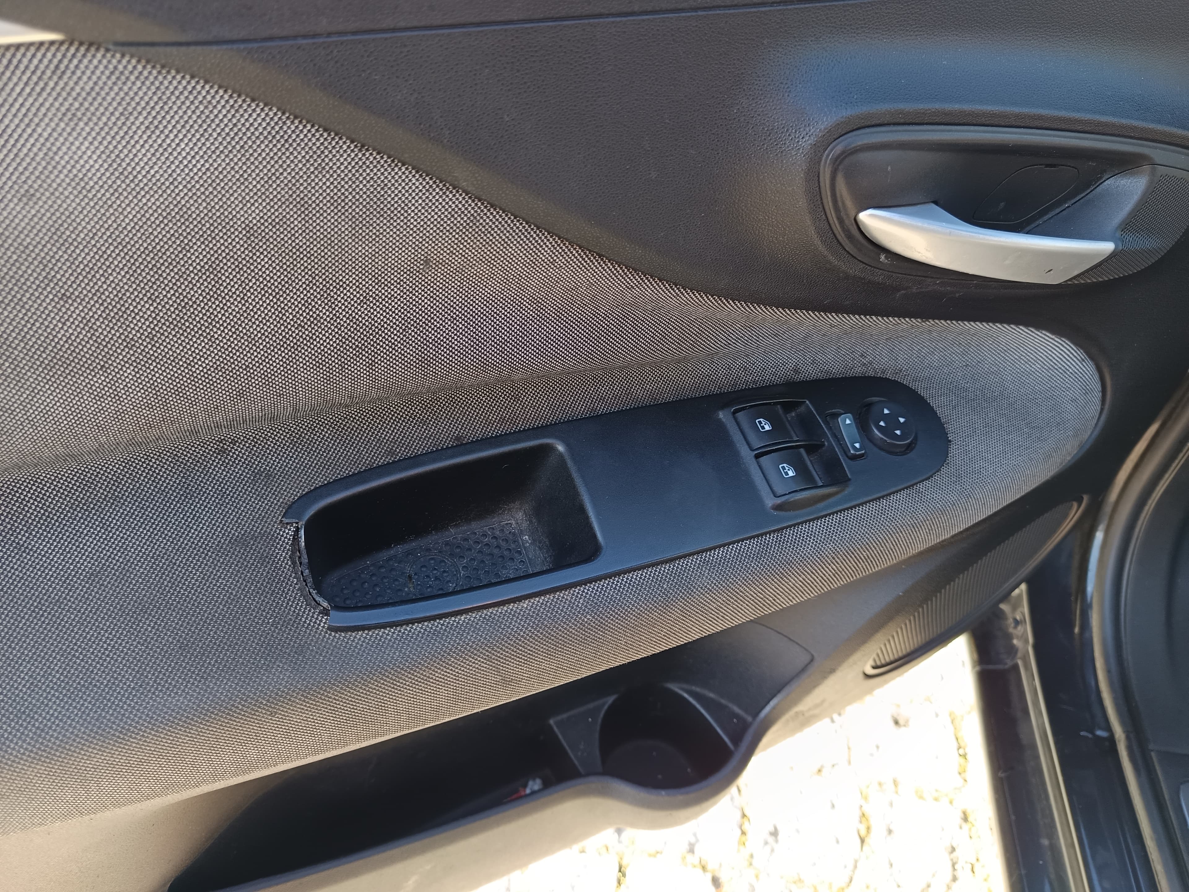 Fiat Punto · Ano 2010 — imagem 35