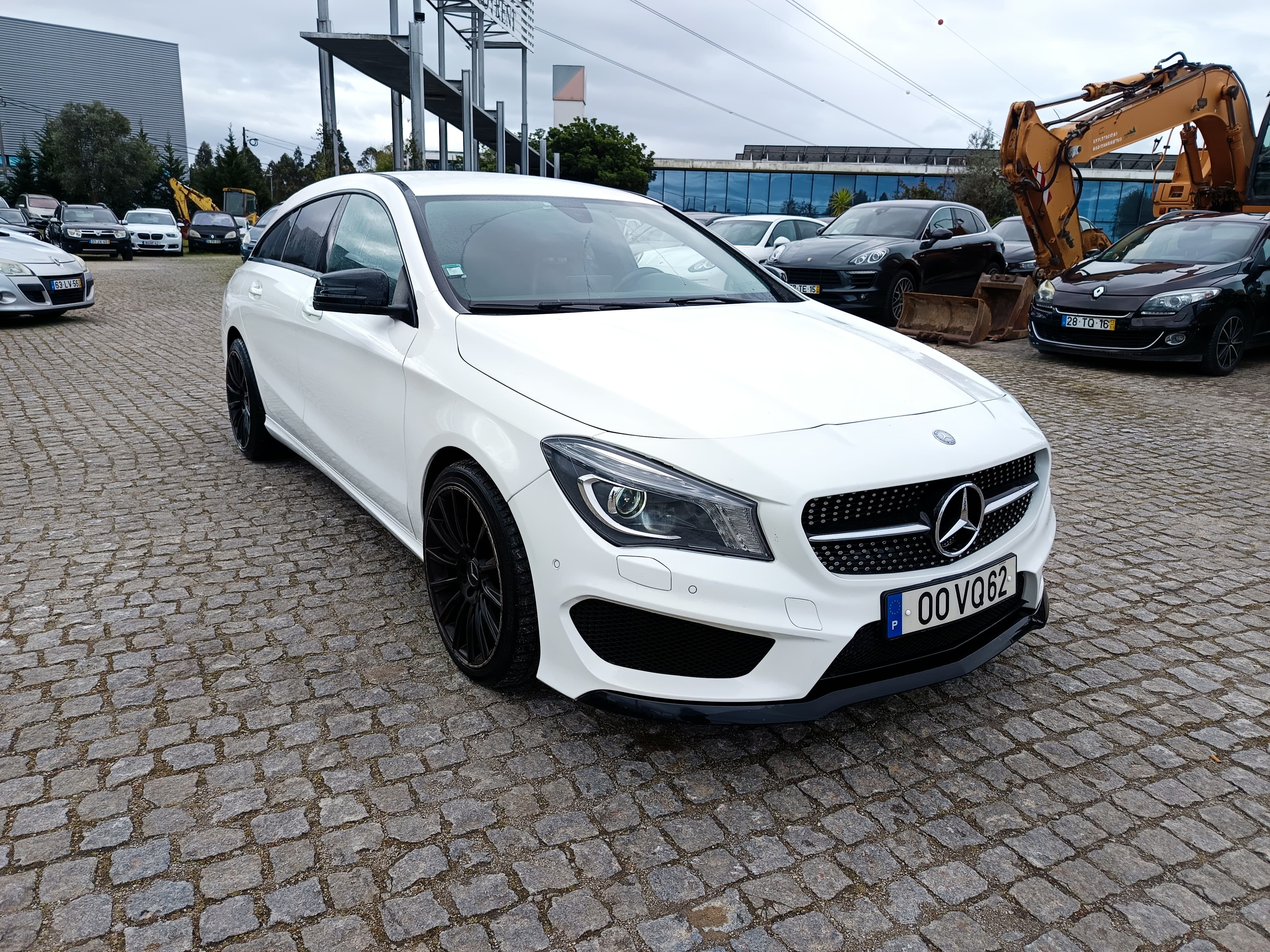 Mercedes-Benz CLA 200 · Ano 2015 — image 3