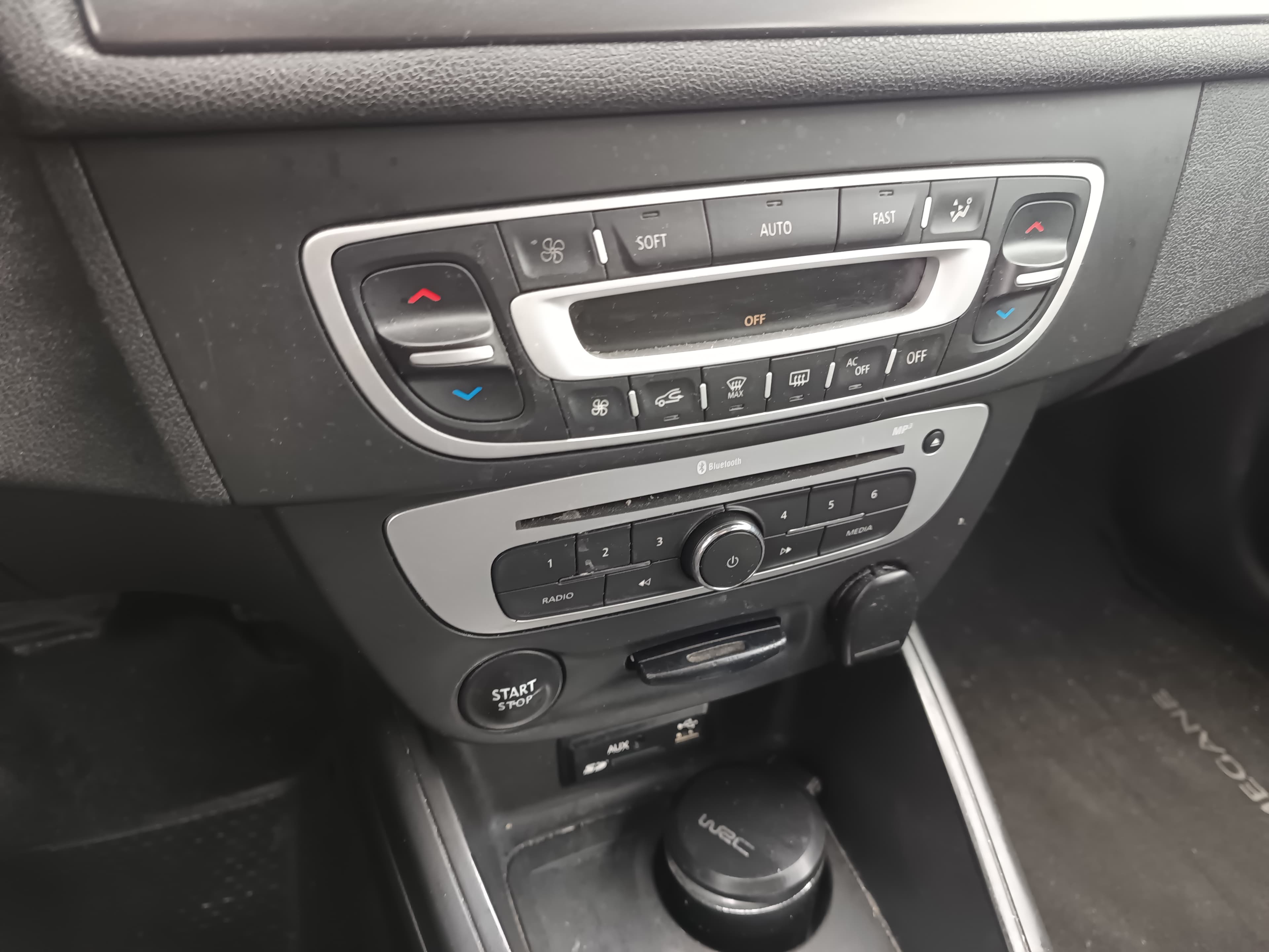 Renault Mégane · Ano 2014 — imagem 34