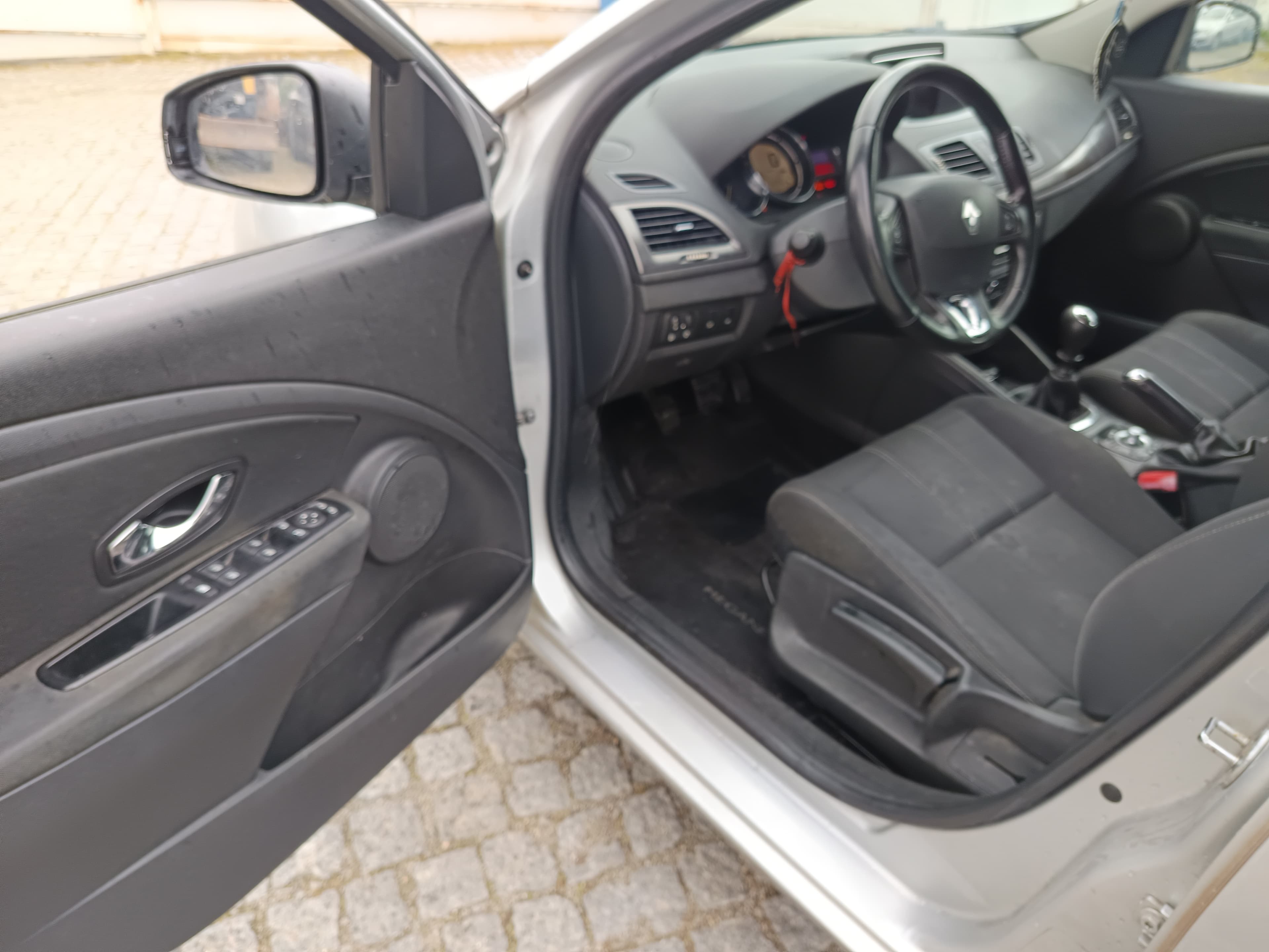 Renault Mégane · Ano 2014 — imagem 28