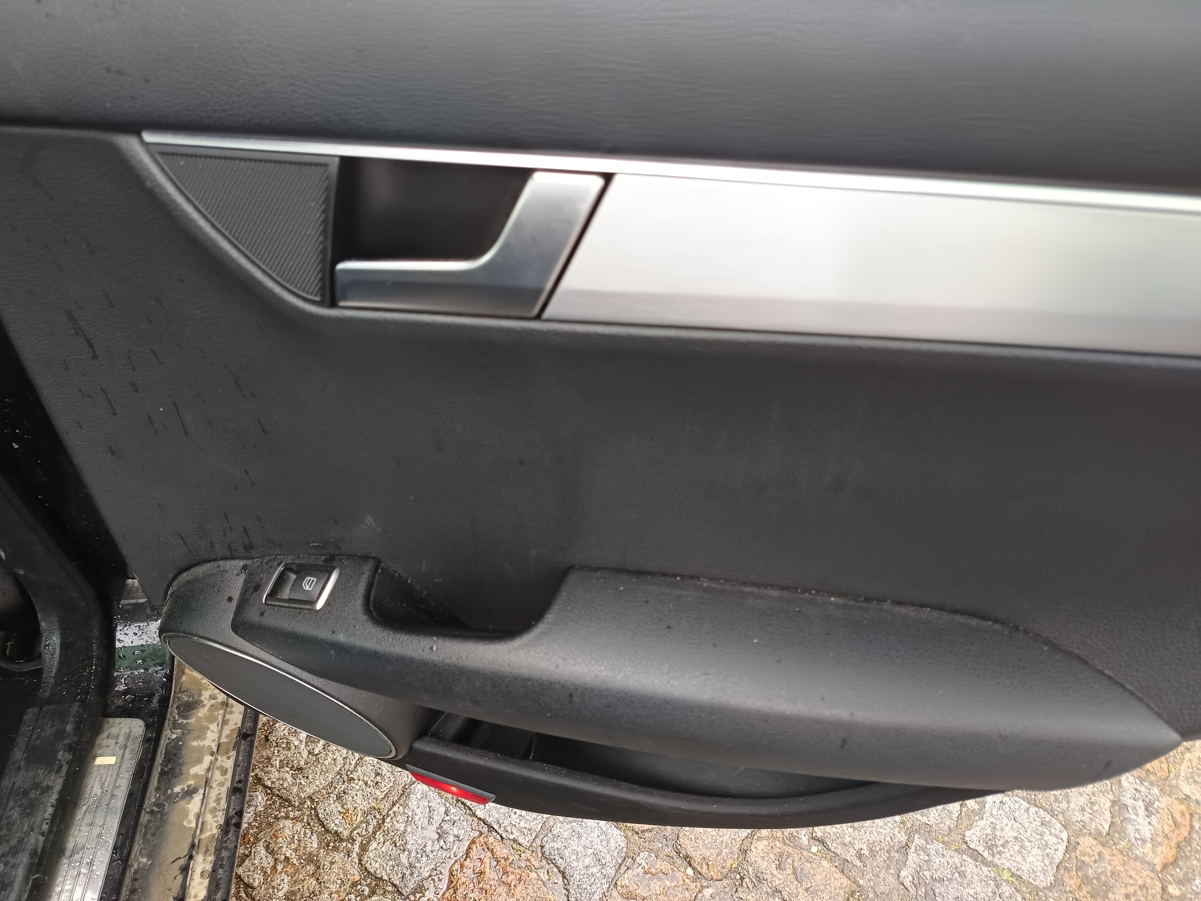 Mercedes-Benz C 180 CDI · Ano 2012 — imagem 27