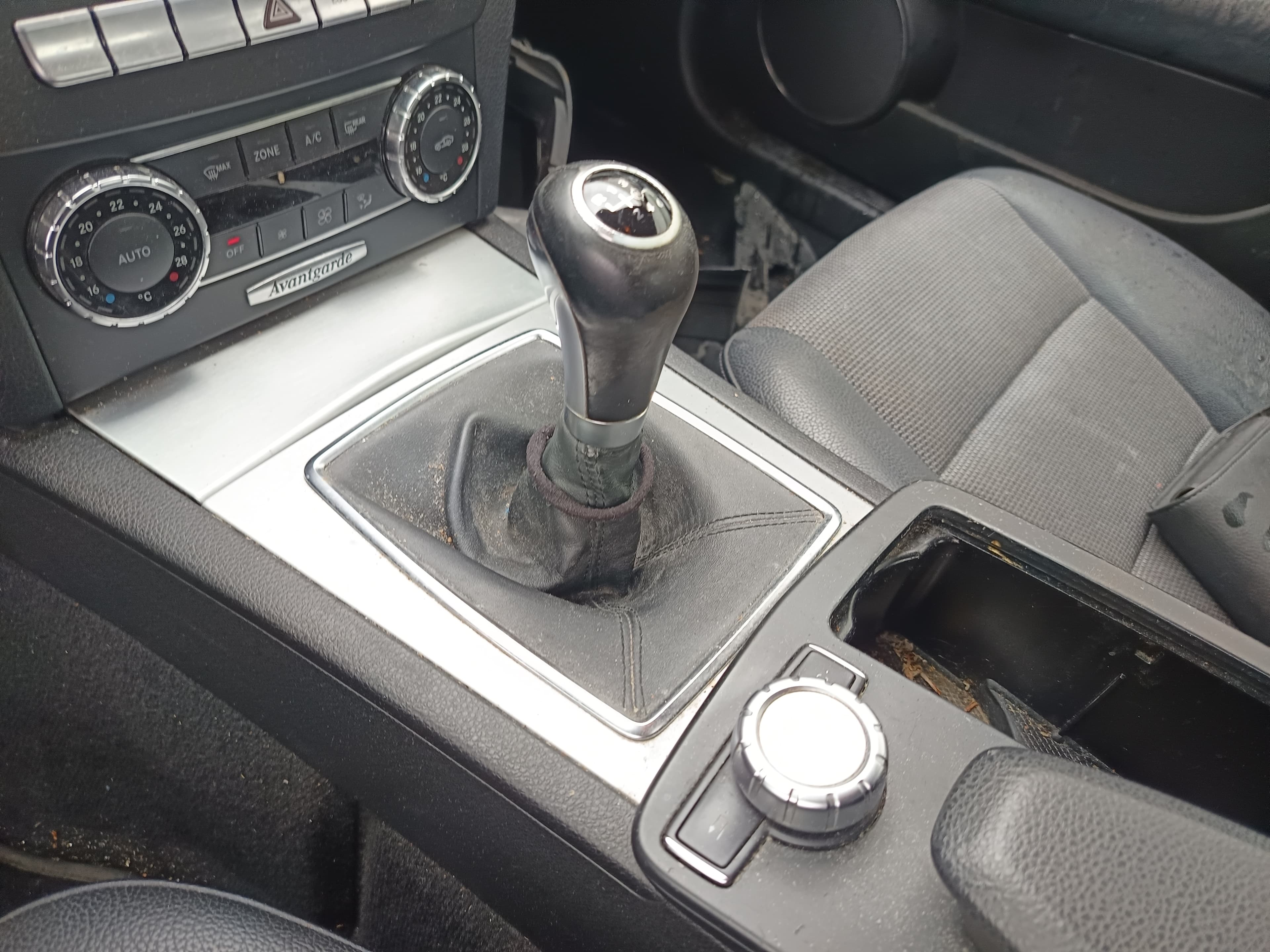 Mercedes-Benz C 180 CDI · Ano 2012 — imagem 43