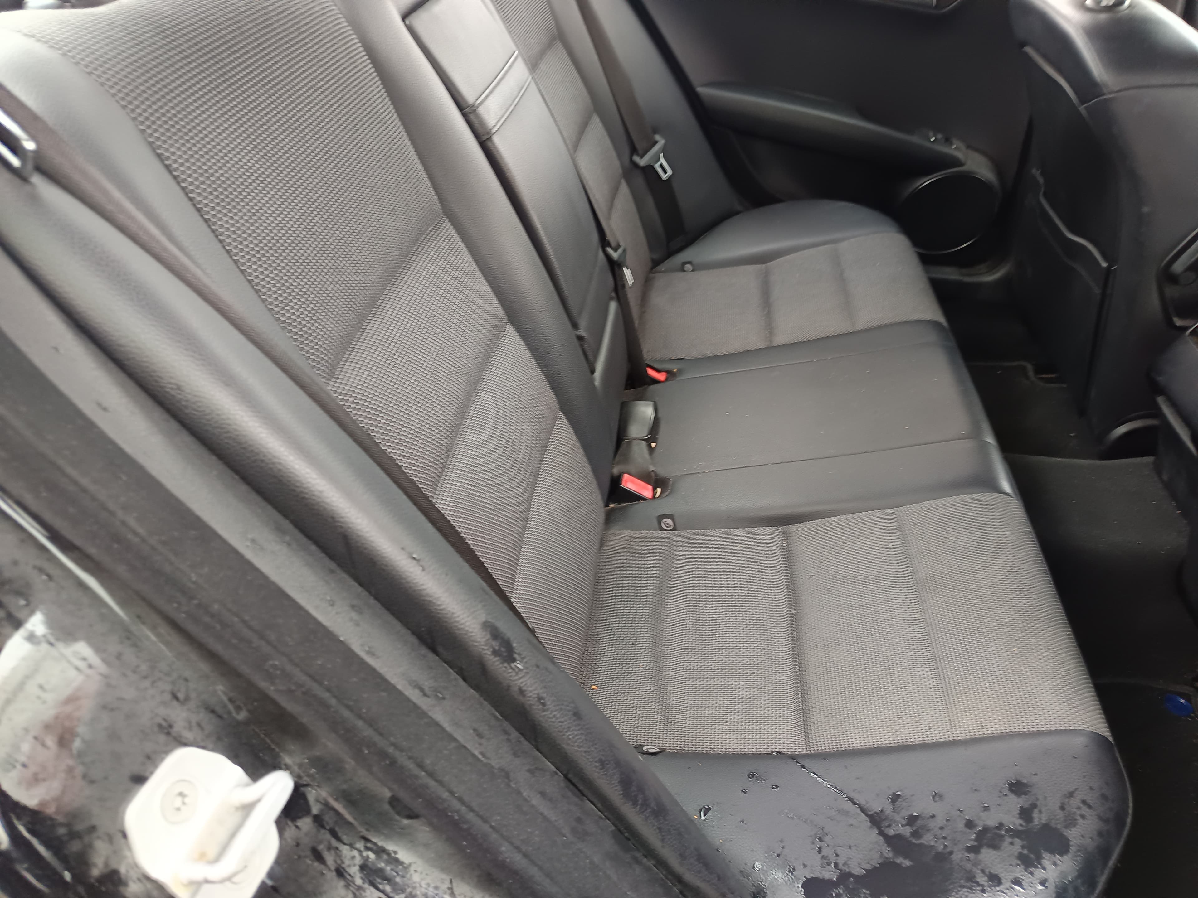 Mercedes-Benz C 180 CDI · Ano 2012 — imagem 28