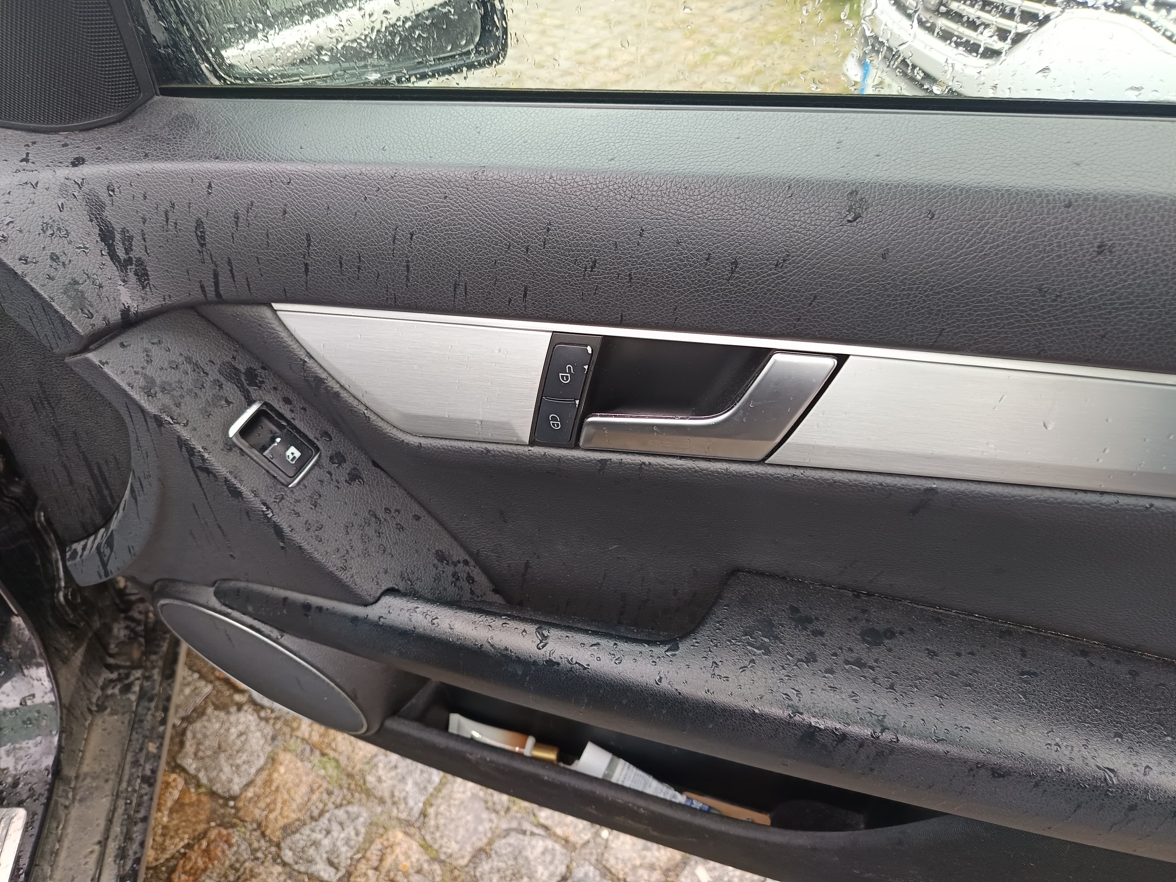 Mercedes-Benz C 180 CDI · Ano 2012 — imagem 24