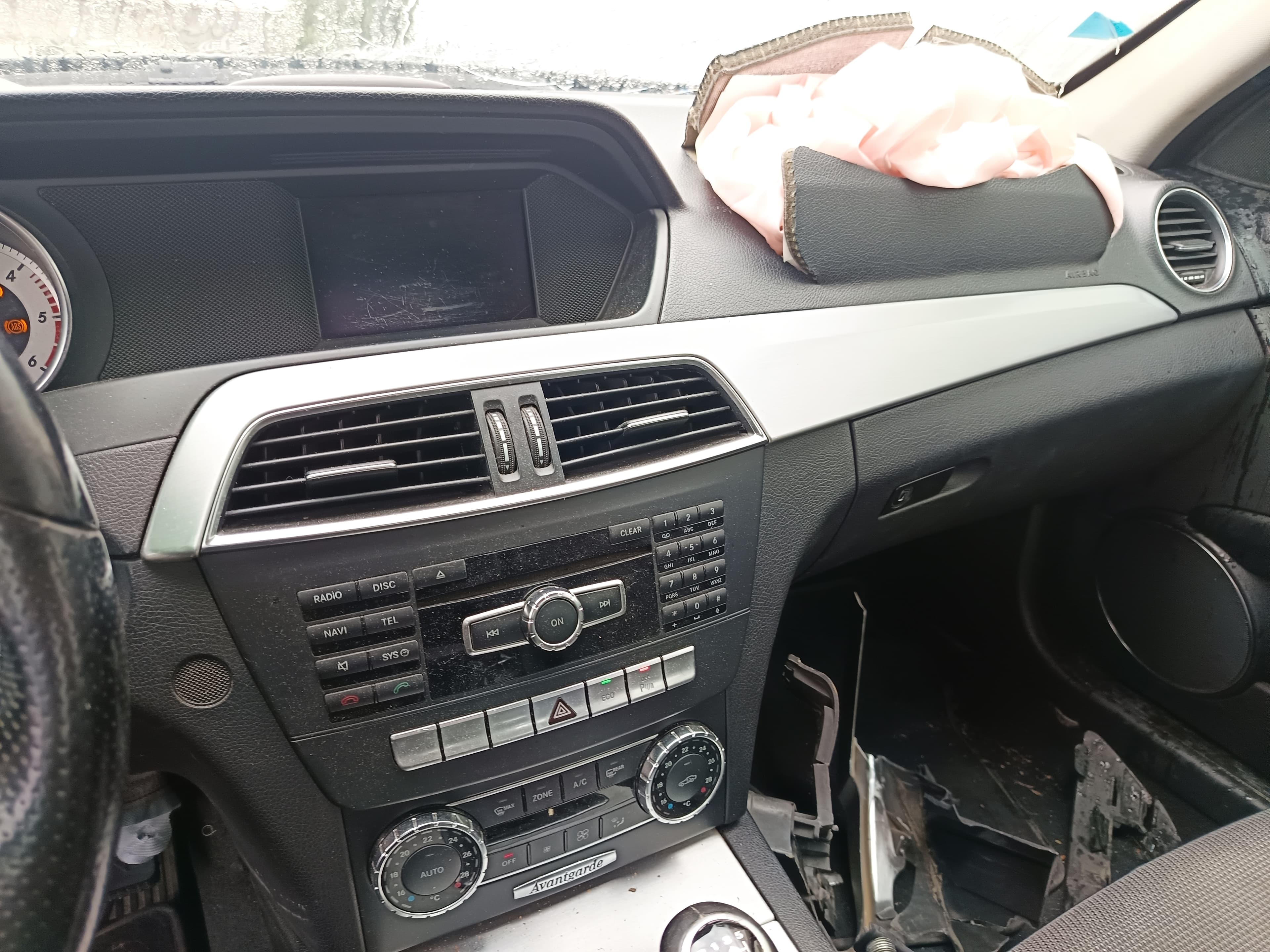 Mercedes-Benz C 180 CDI · Ano 2012 — imagem 41