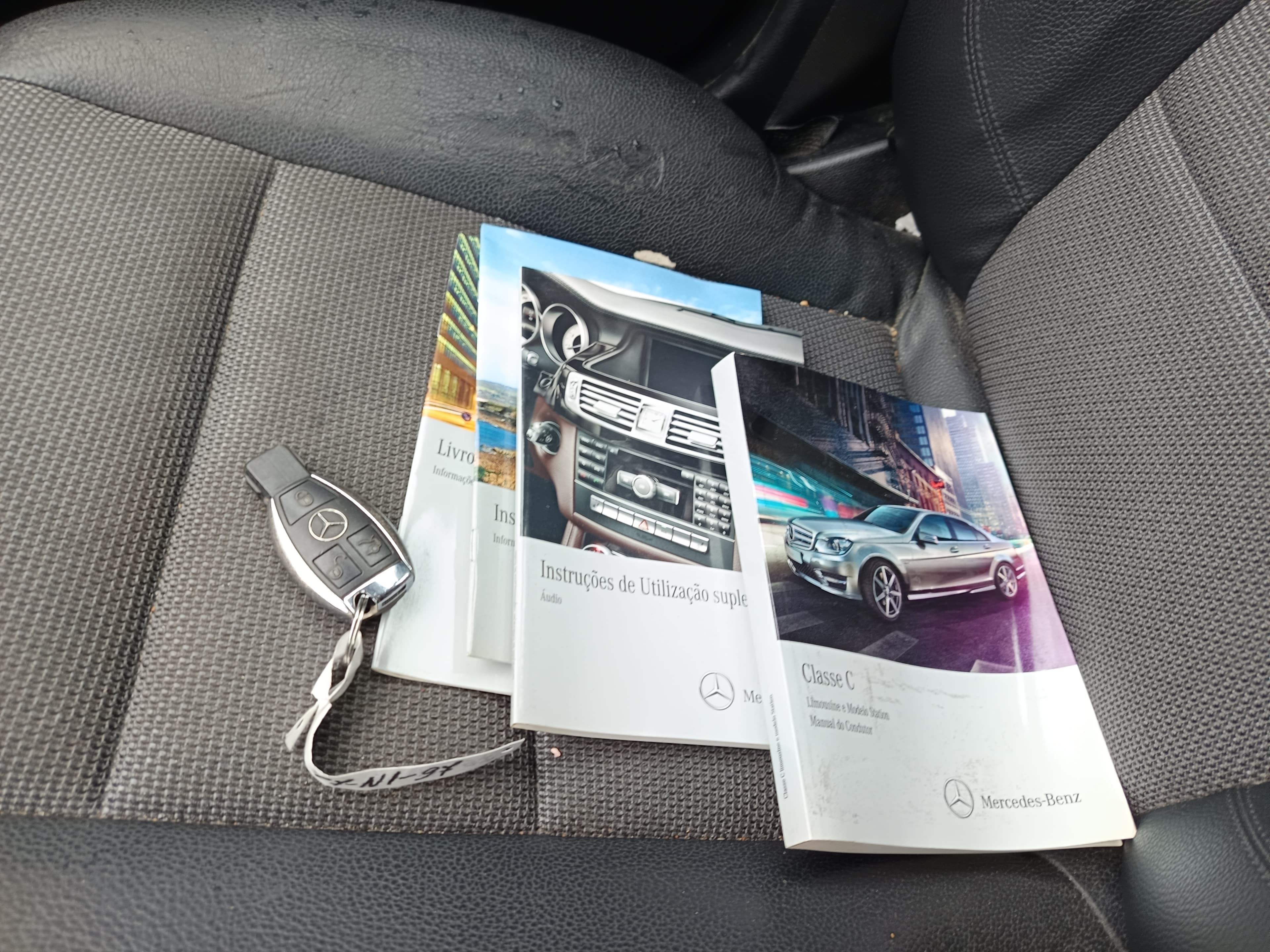Mercedes-Benz C 180 CDI · Ano 2012 — imagem 49
