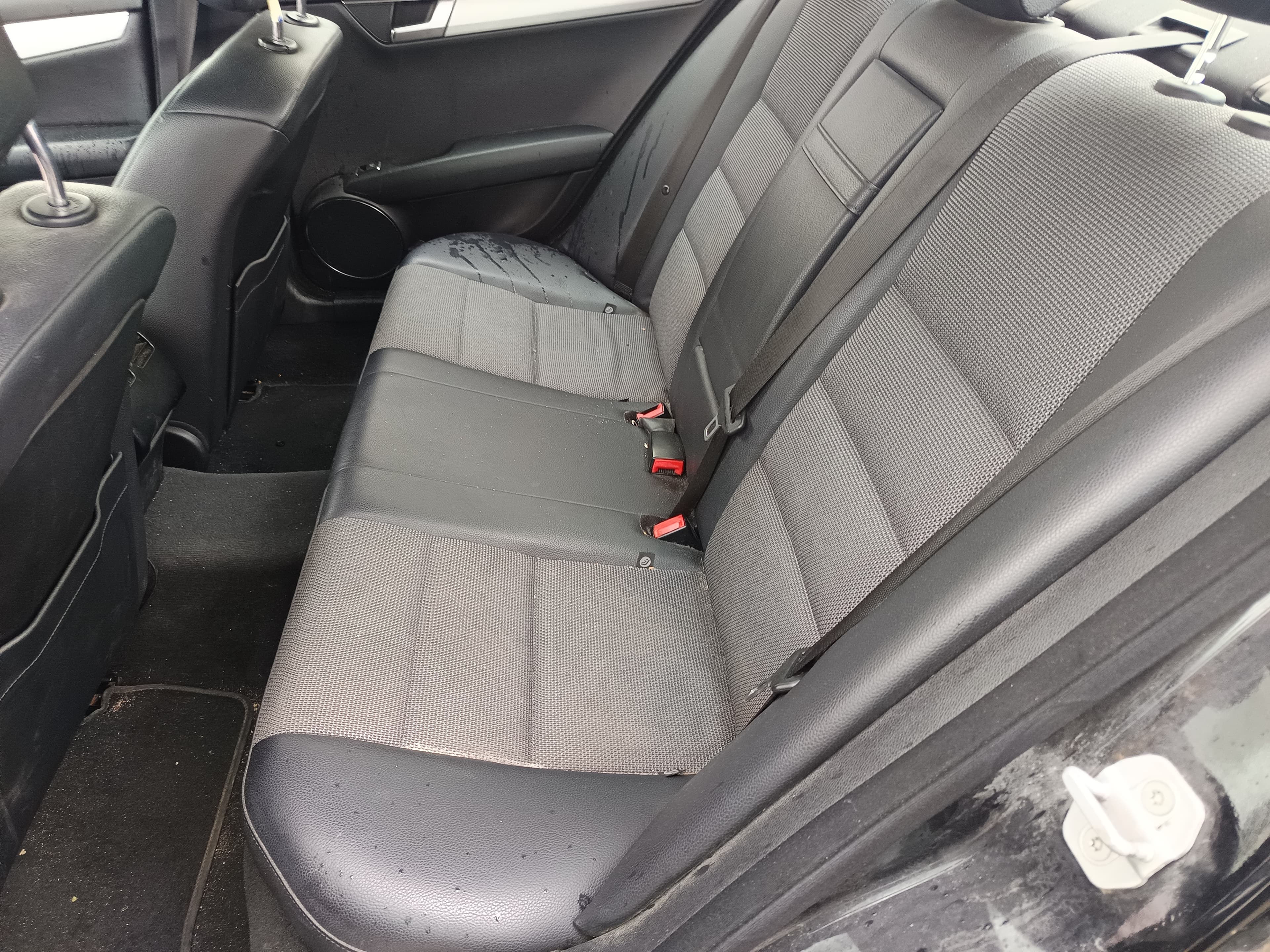 Mercedes-Benz C 180 CDI · Ano 2012 — imagem 33