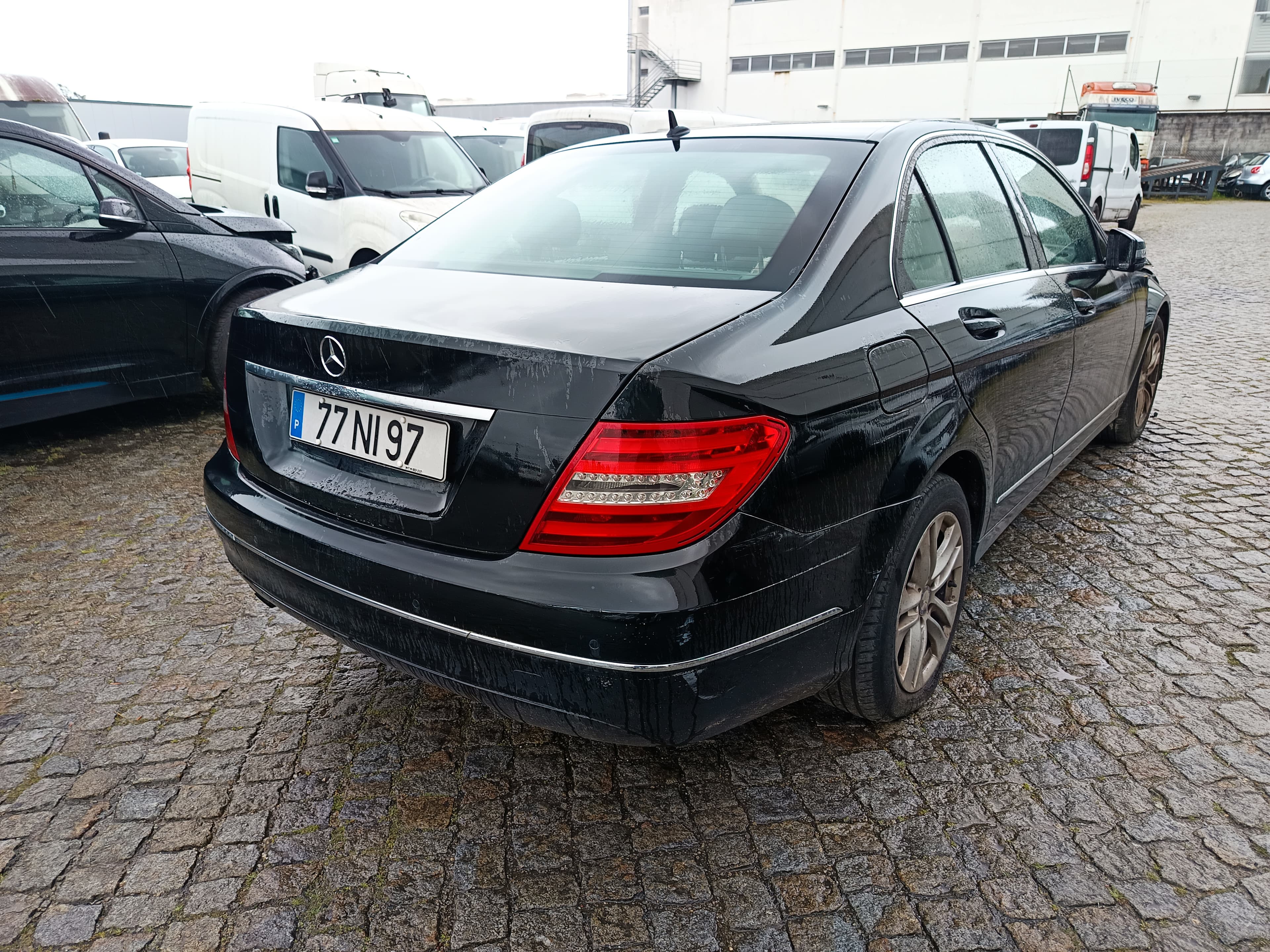 Mercedes-Benz C 180 CDI · Ano 2012 — imagem 3