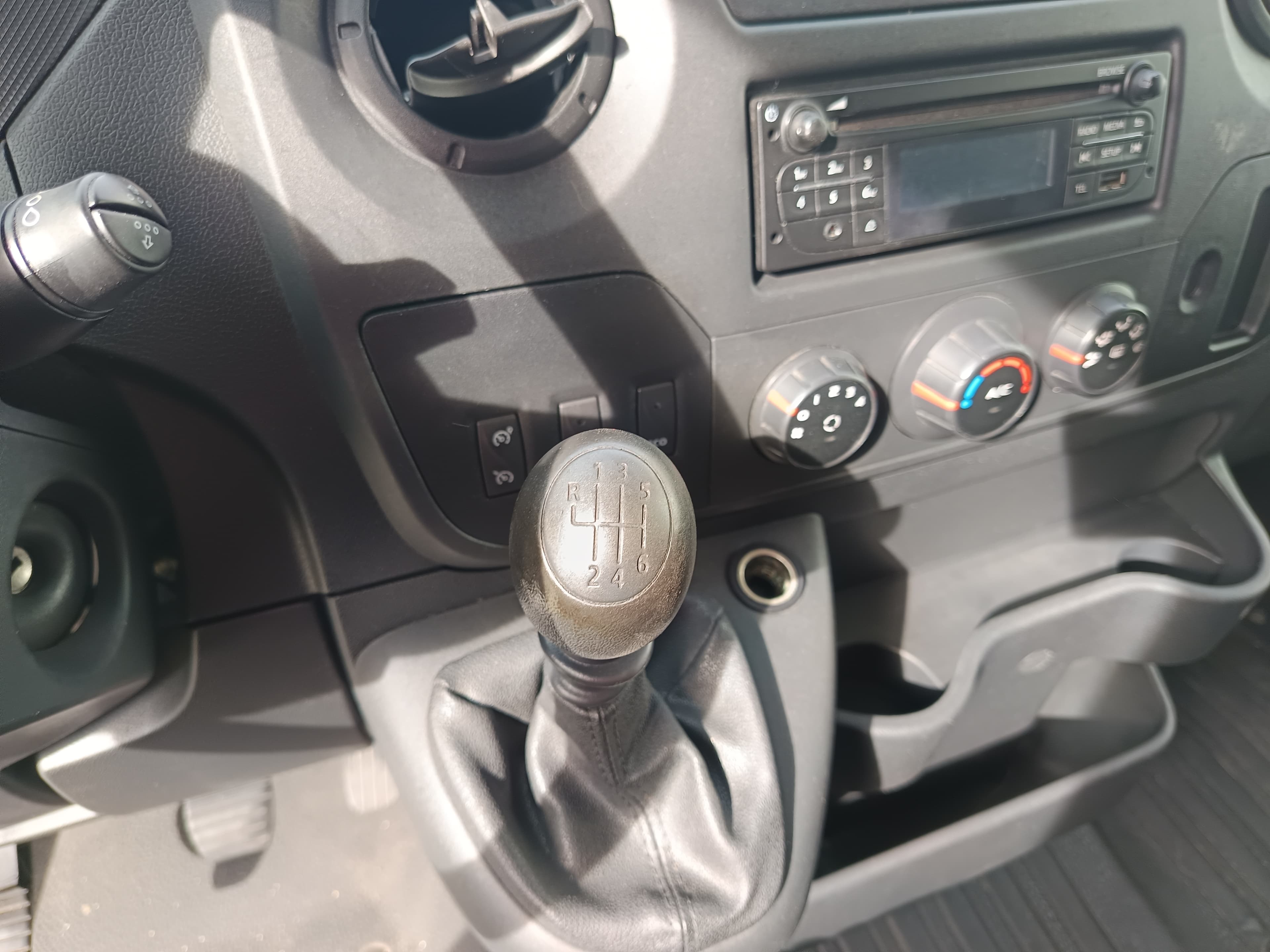 Opel Movano · Ano 2018 — imagem 29