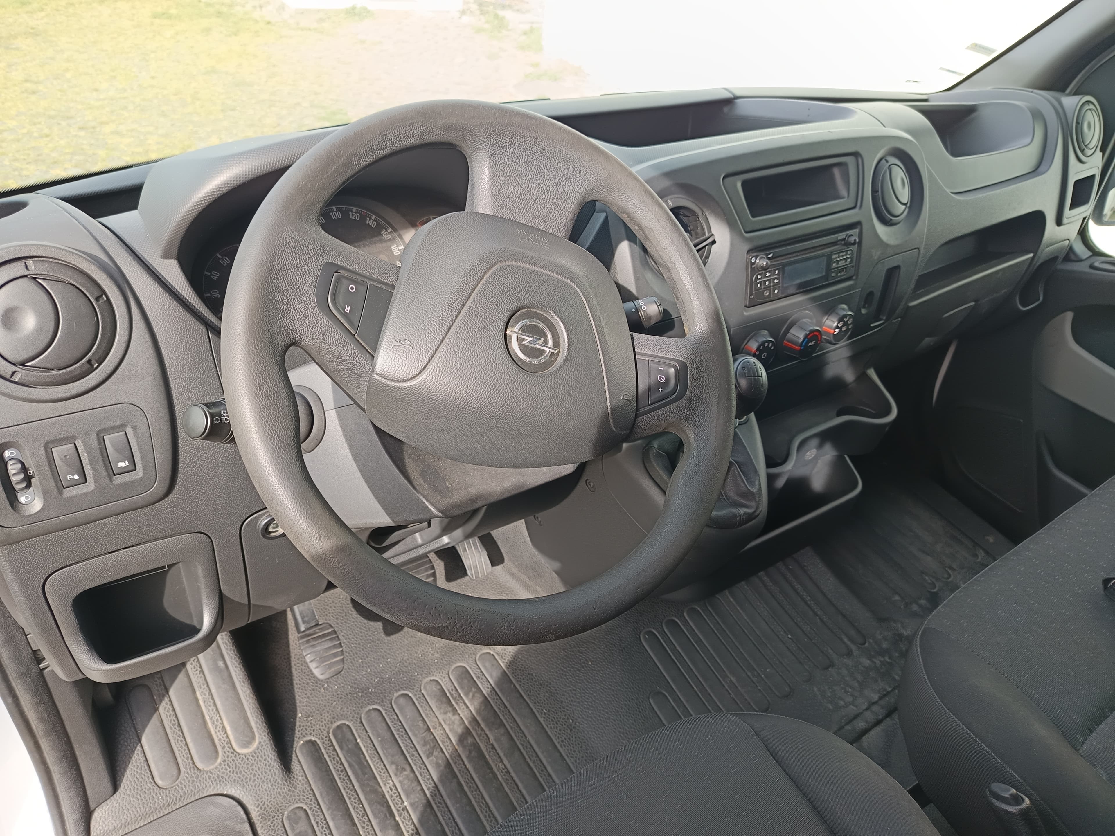 Opel Movano · Ano 2018 — imagem 26
