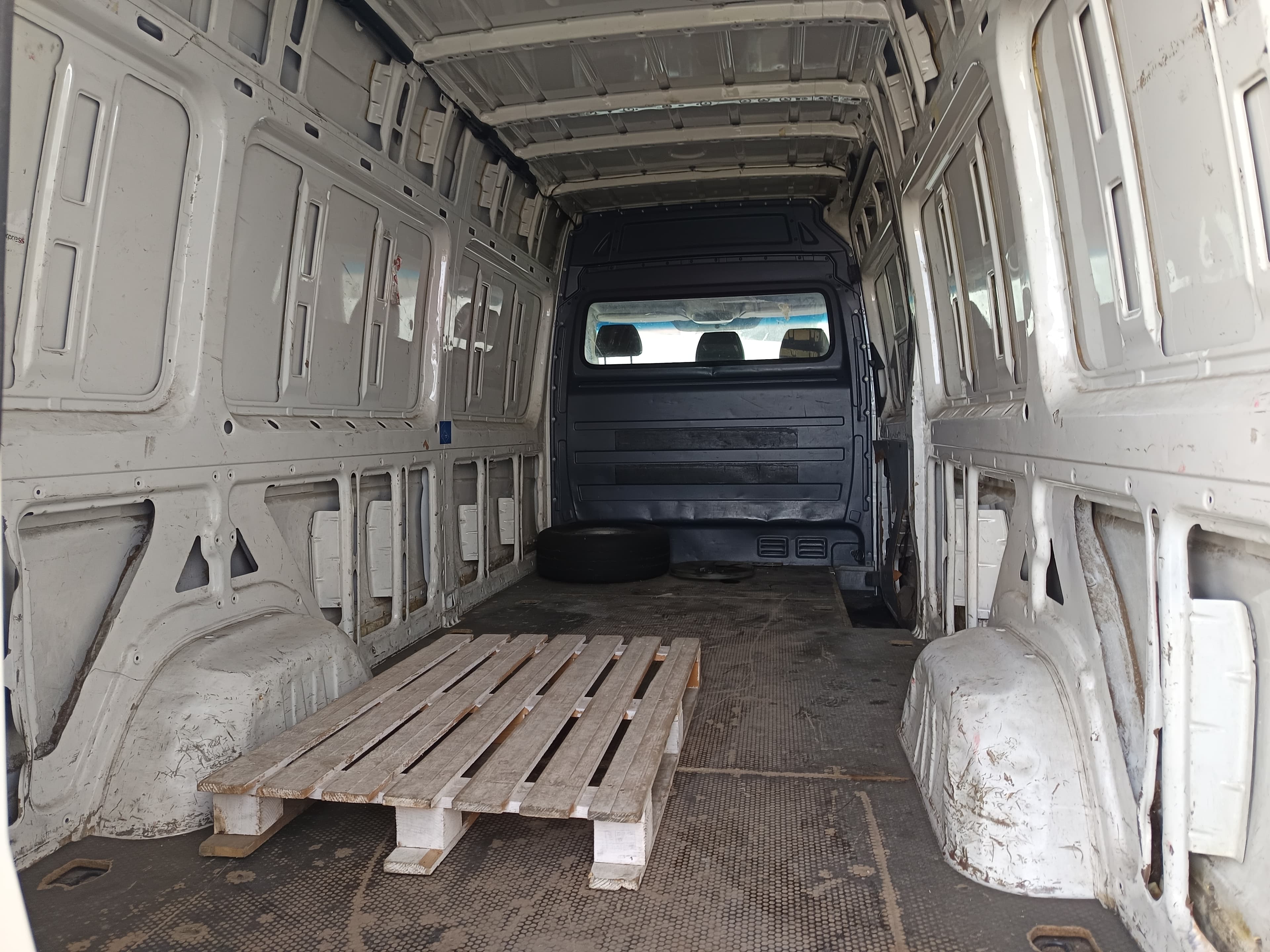 Volkswagen Crafter · Ano 2013 — imagem 18