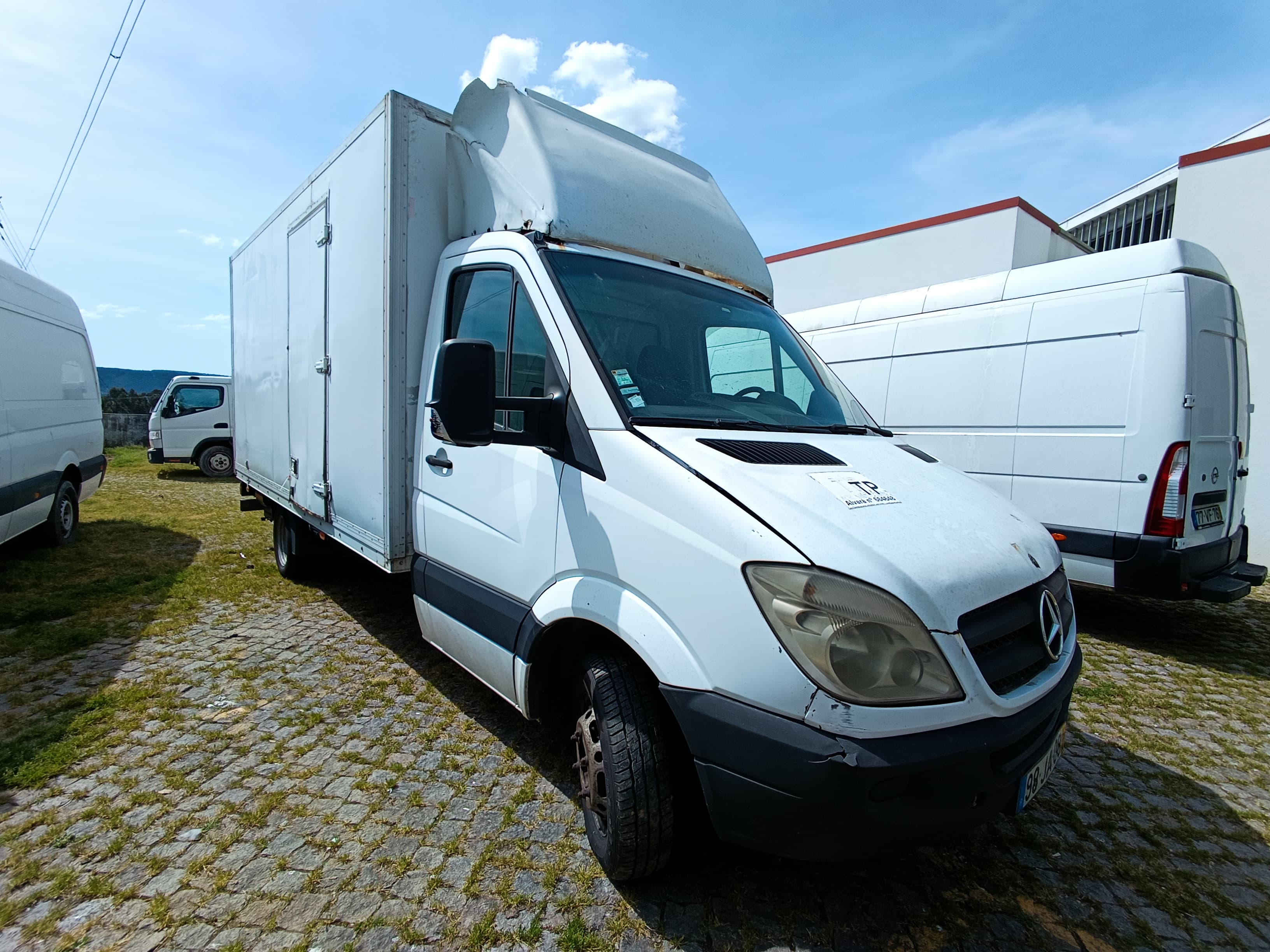 Mercedes-Benz 516CDI · Ano 2010 — image 2