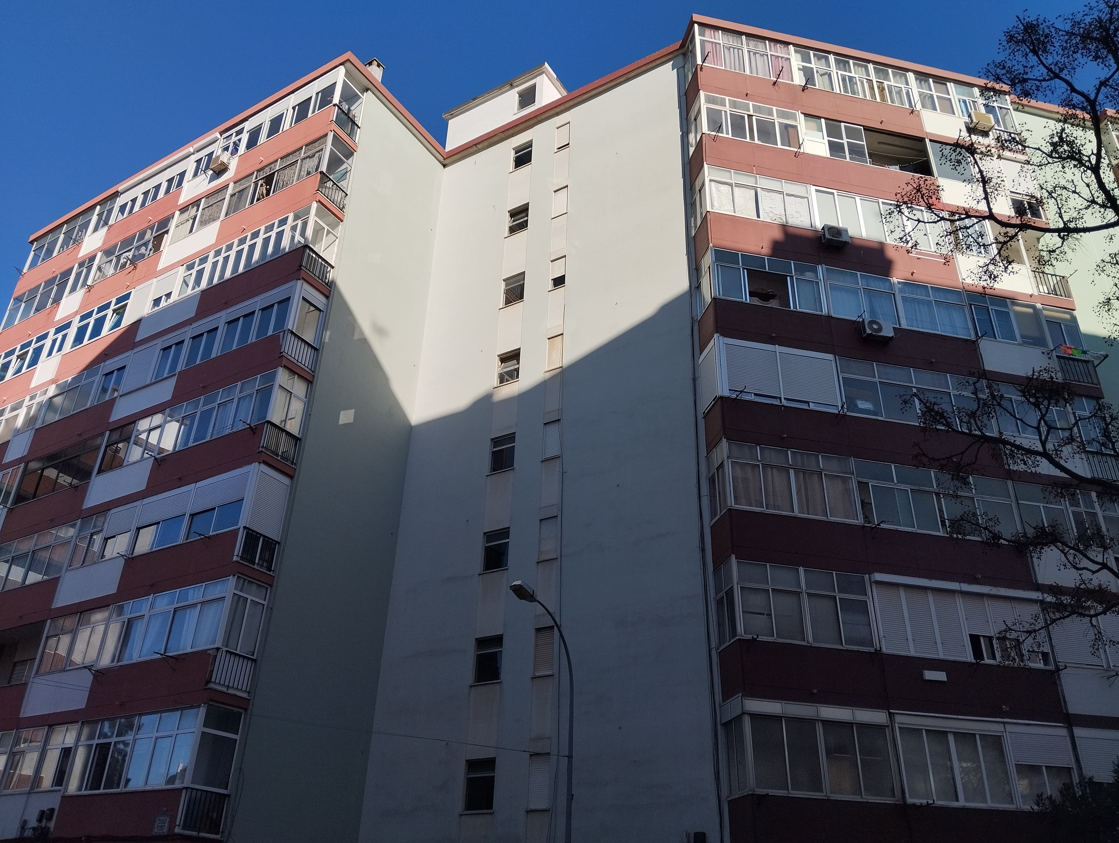 Apartamento T0 · Oeiras — image 3