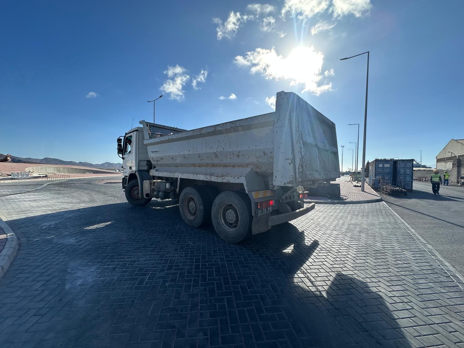 Camião Basculante MERCEDES ACTROS 2632K 6X4 — image 7