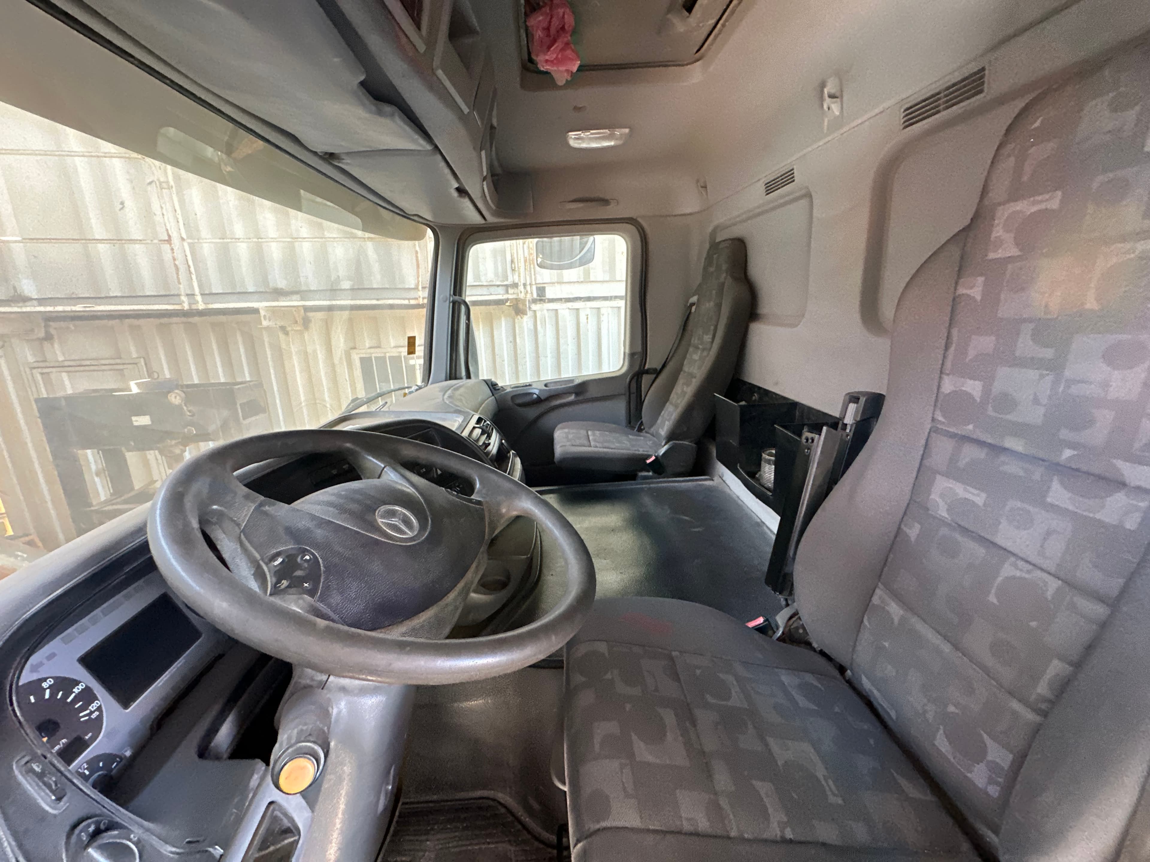 Camião Basculante MERCEDES ACTROS 2632K 6X4 — imagem 11
