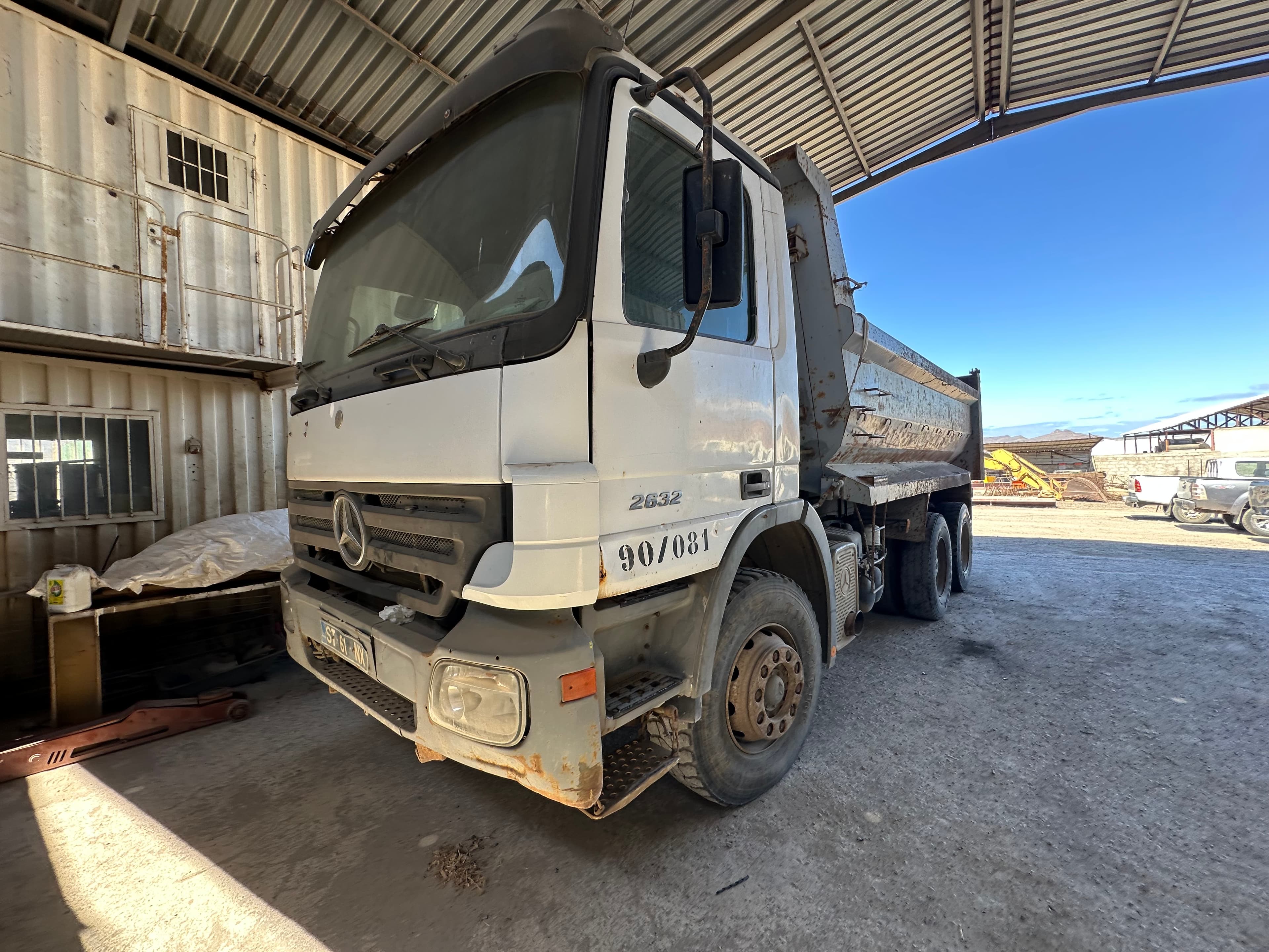 Camião Basculante MERCEDES ACTROS 2632K 6X4 — imagem 12