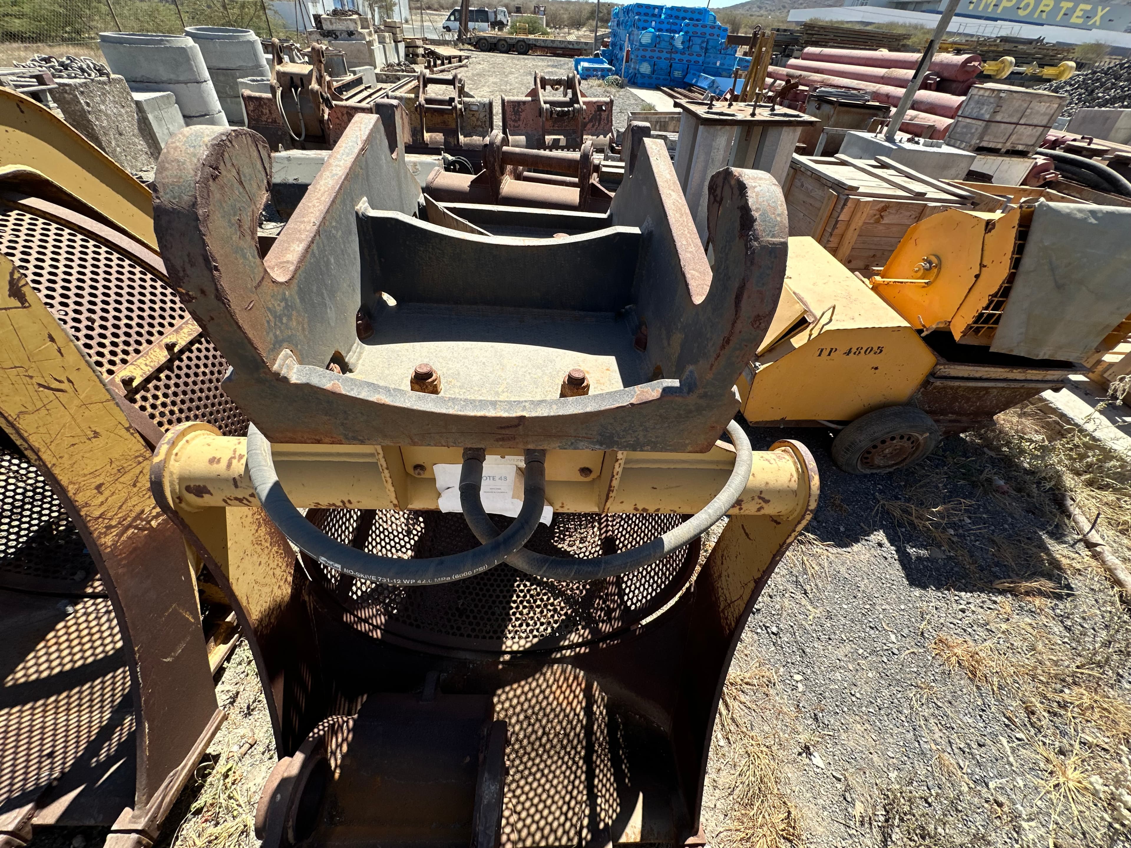 Balde de crivo para escavadora CATERPILLAR 312C — imagem 4