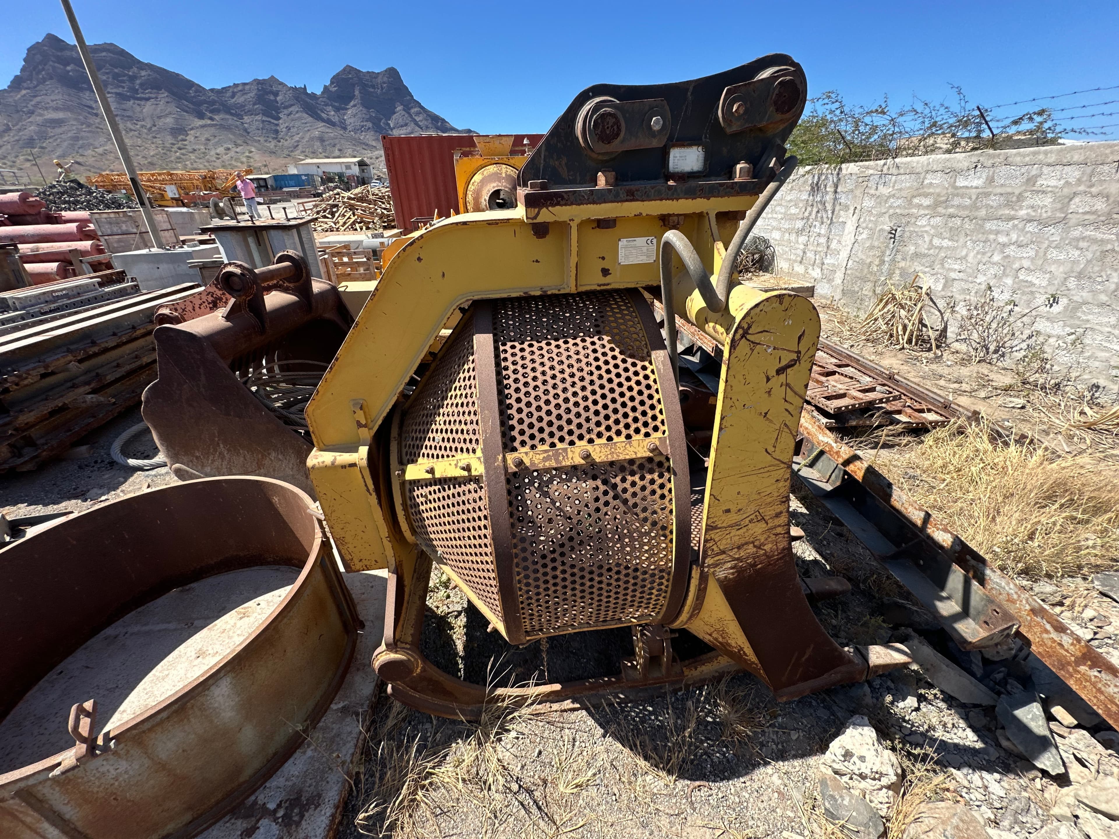 Balde de crivo para escavadora FIAT HITACHI — imagem 3
