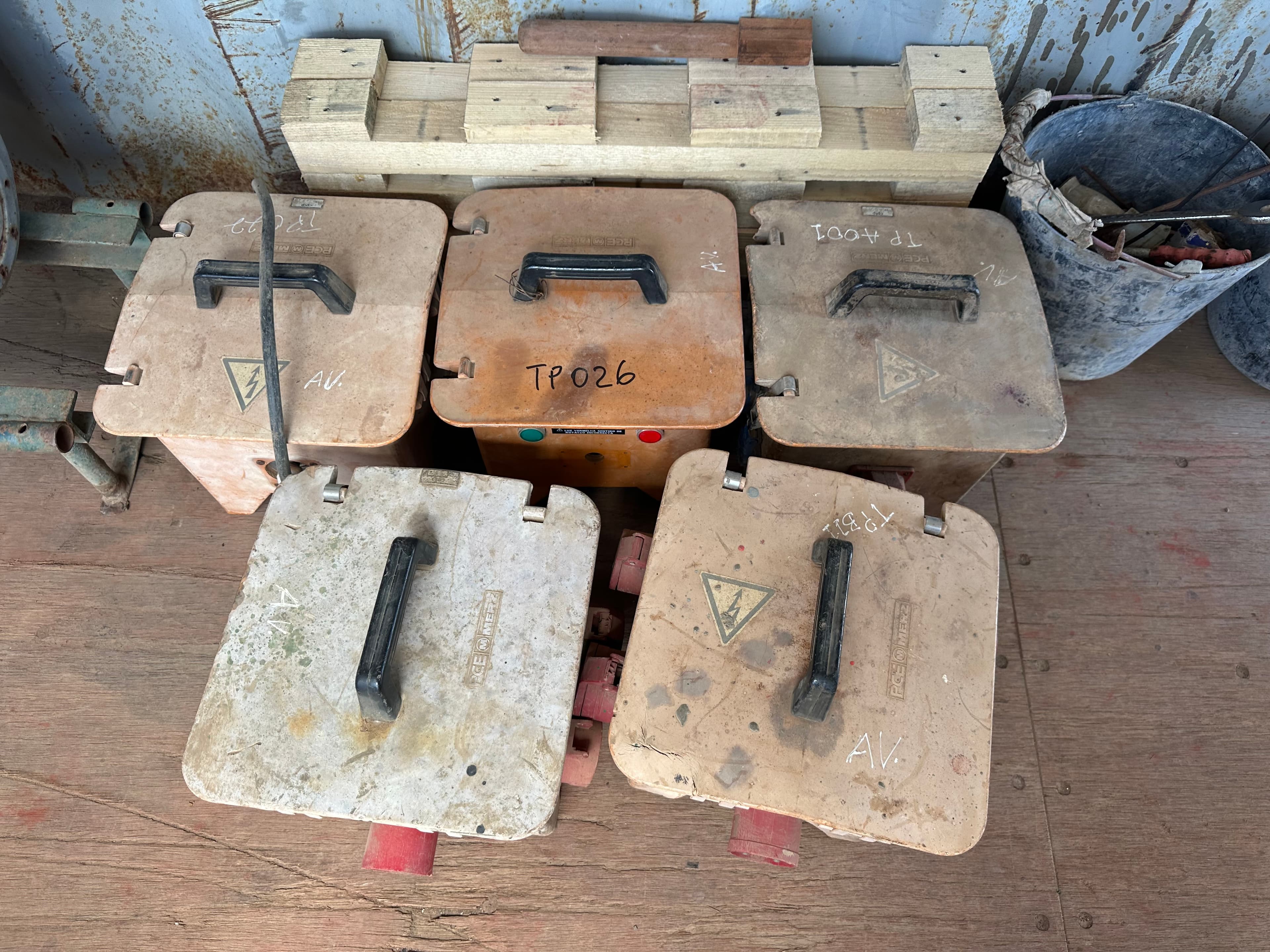 Quadros elétricos — image 3