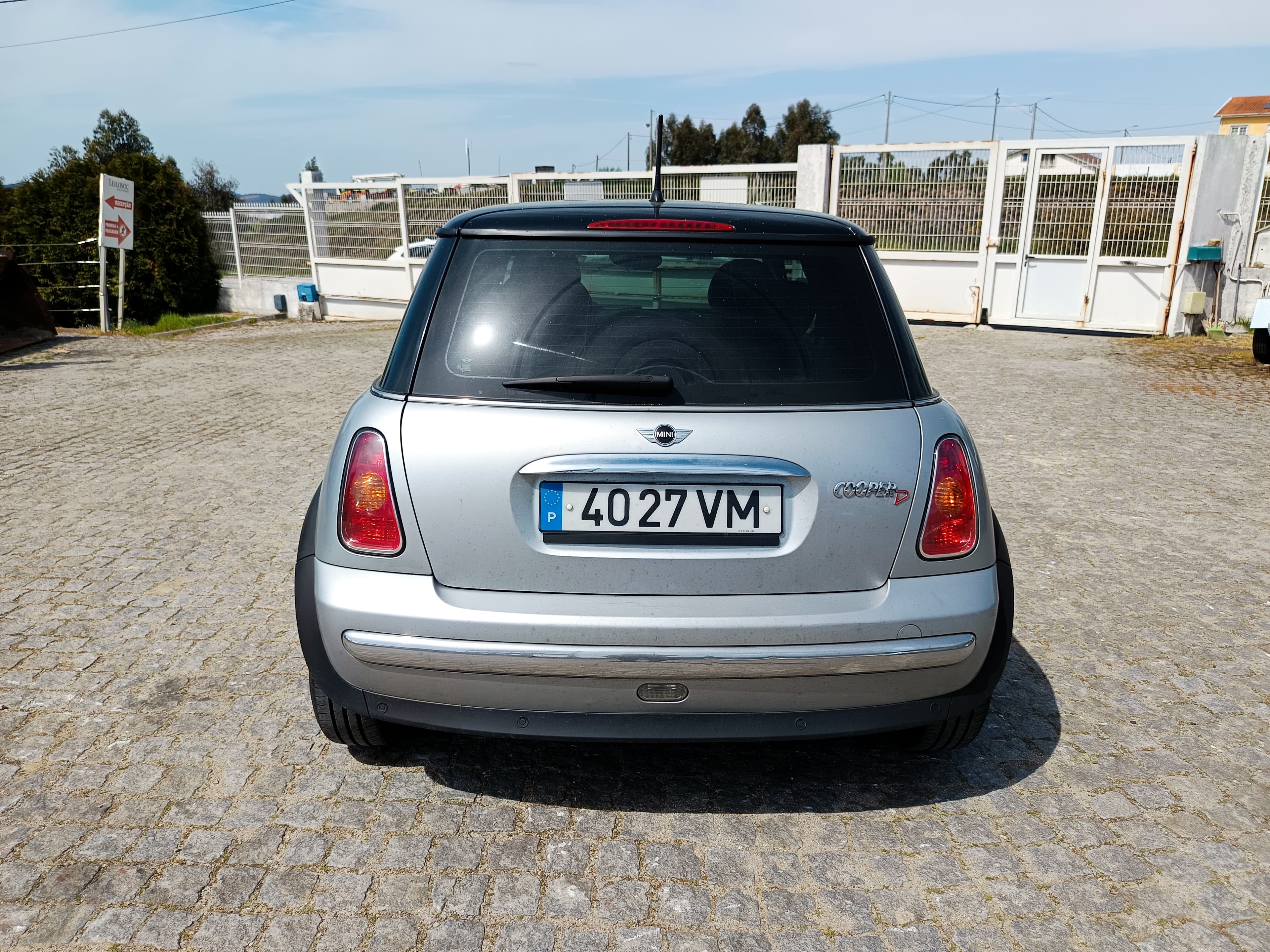 Mini Cooper D — image 4